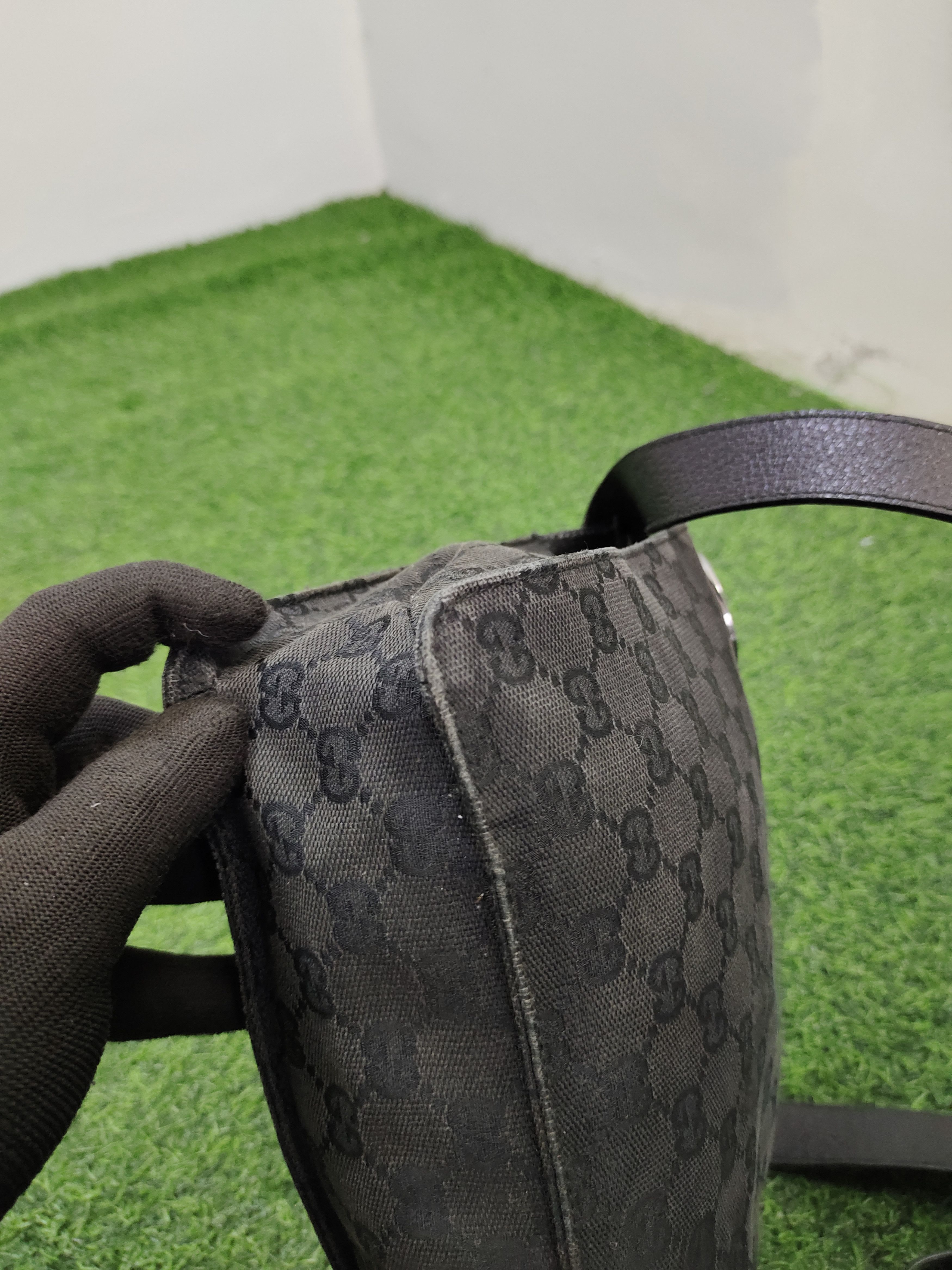 Gucci Authentic Gucci GG Crossbody Sling Bag Size ONE SIZE - 11 Thumbnail