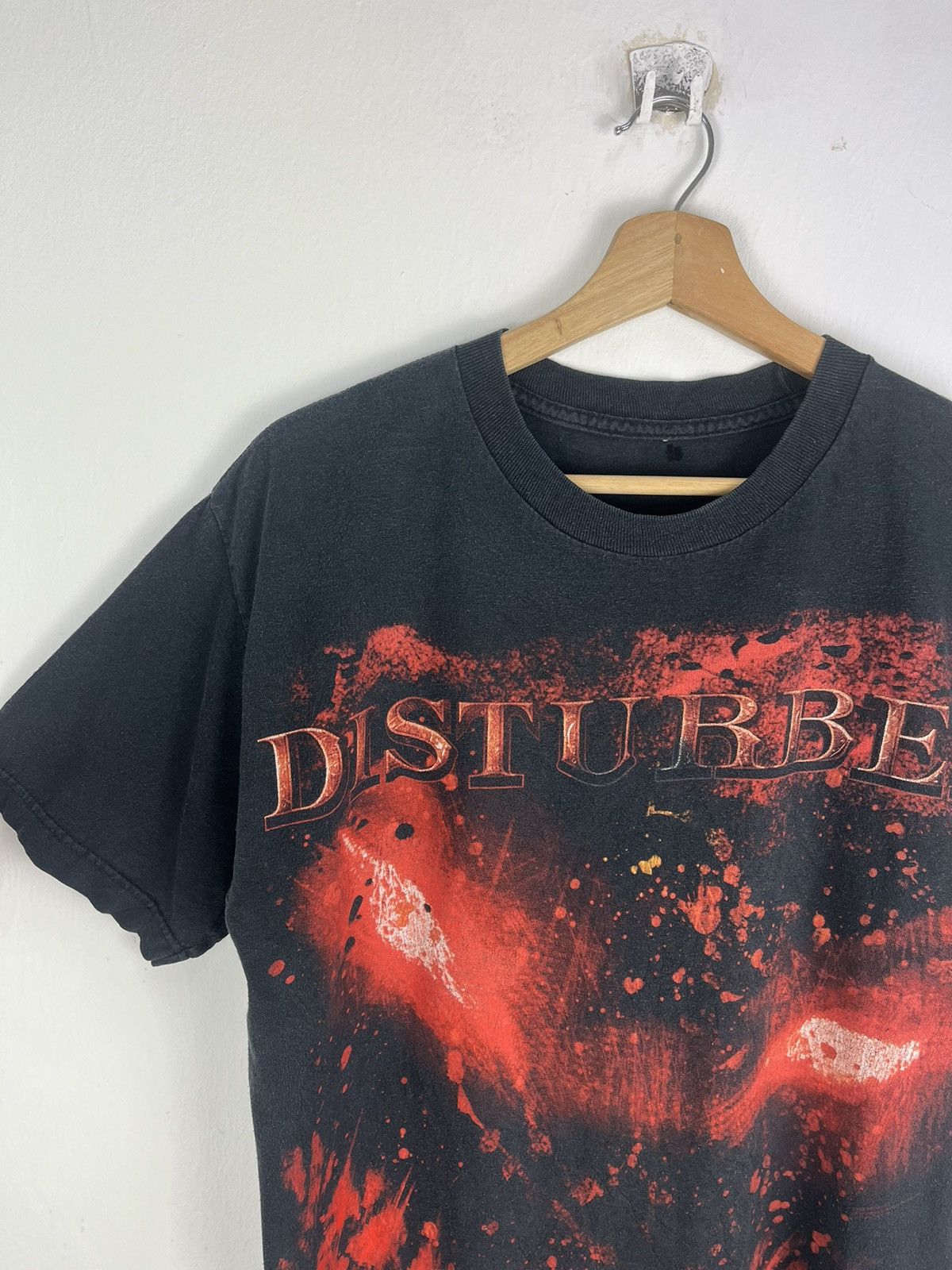 Band Tees Vintage 00s Disturbed Band Tee T Shirt Over Print Y2k Size US M / EU 48-50 / 2 - 3 Thumbnail