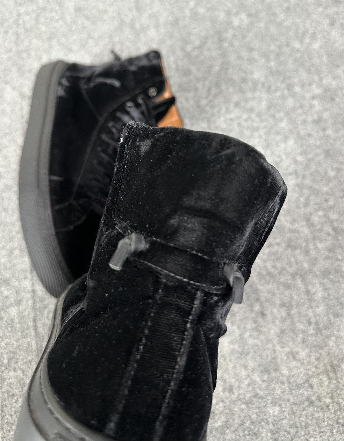 Givenchy Givenchy - Riccardo Tisci 2017 - Hi-Top Ubran Knot Velvet Size US 8.5 / EU 41-42 - 5 Thumbnail