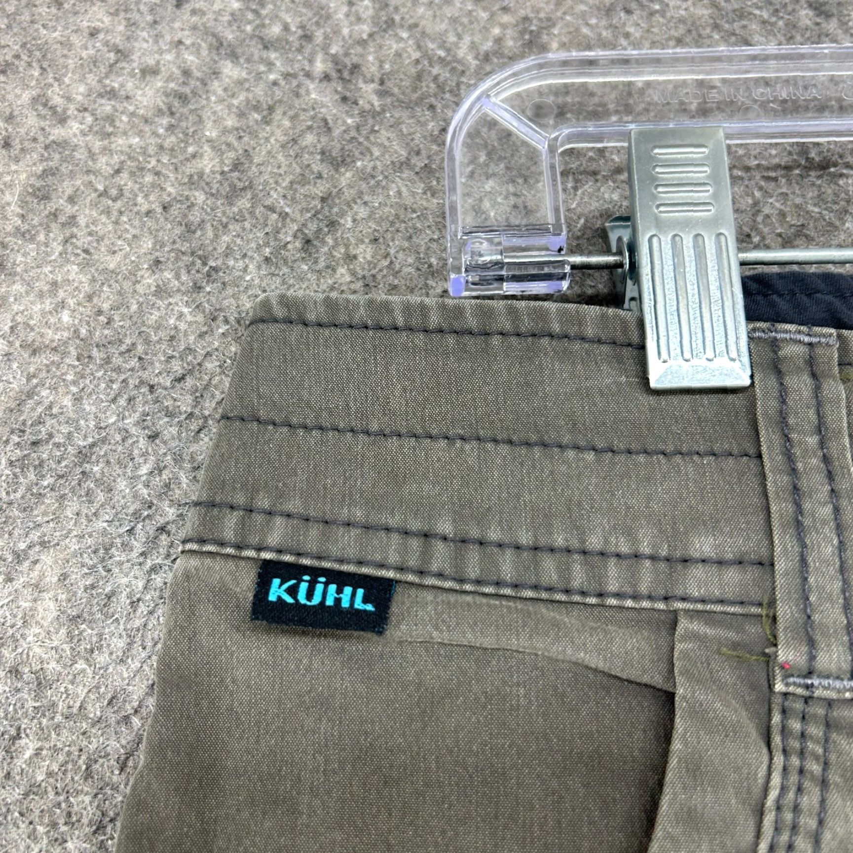 Vintage Kuhl Shorts Mens 36 Green Cargo Pockets Cotton Nylon Canvas Vintage Patina Dye Canvas Cargo Outdoor Relaxed 10in Inseam Mens Regular Pocket Logo Size US 36 / EU 52 - 6 Thumbnail