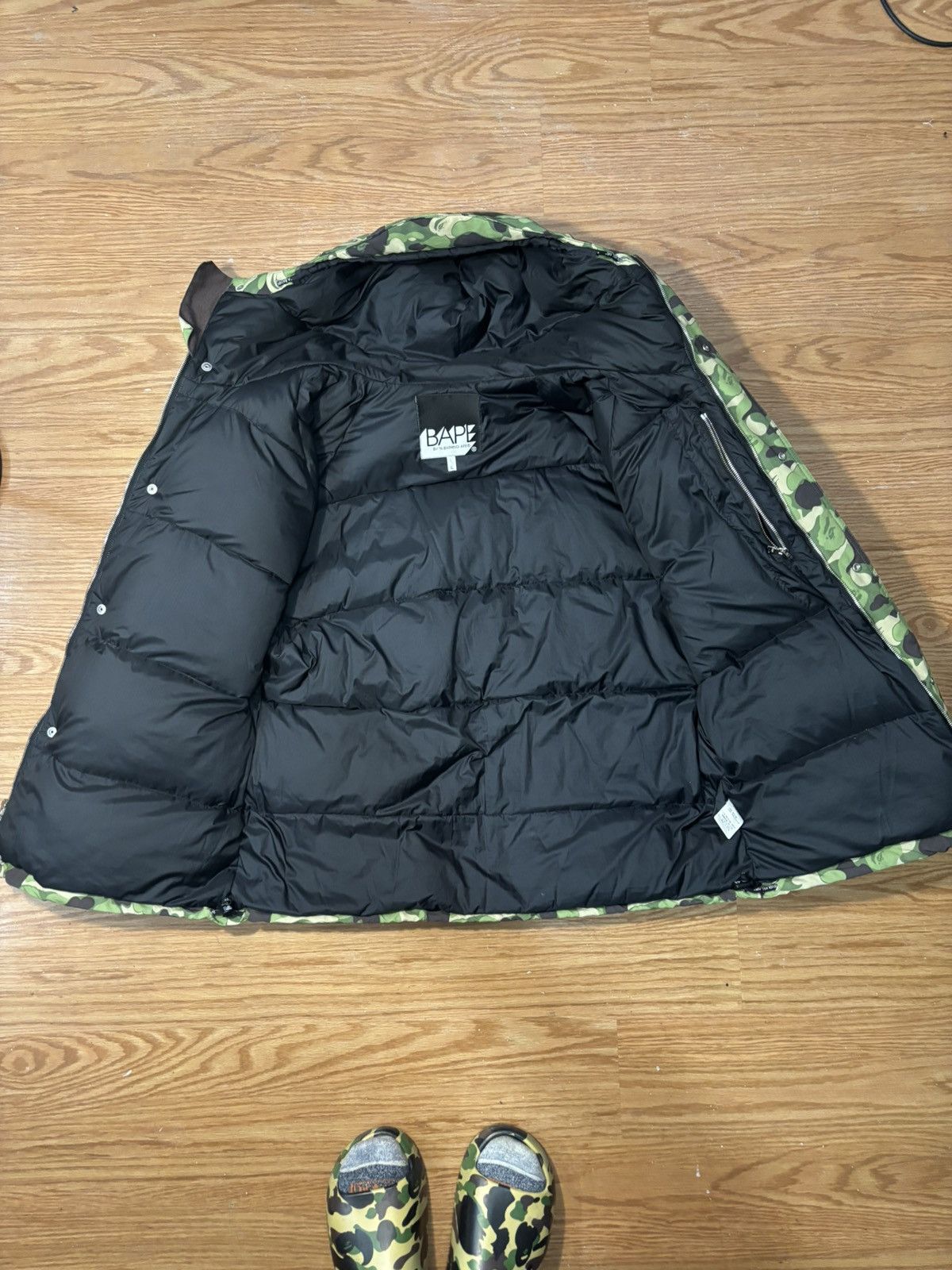 Bape Original ABC Green camo puffer Jacket Size US L / EU 52-54 / 3 - 2 Thumbnail
