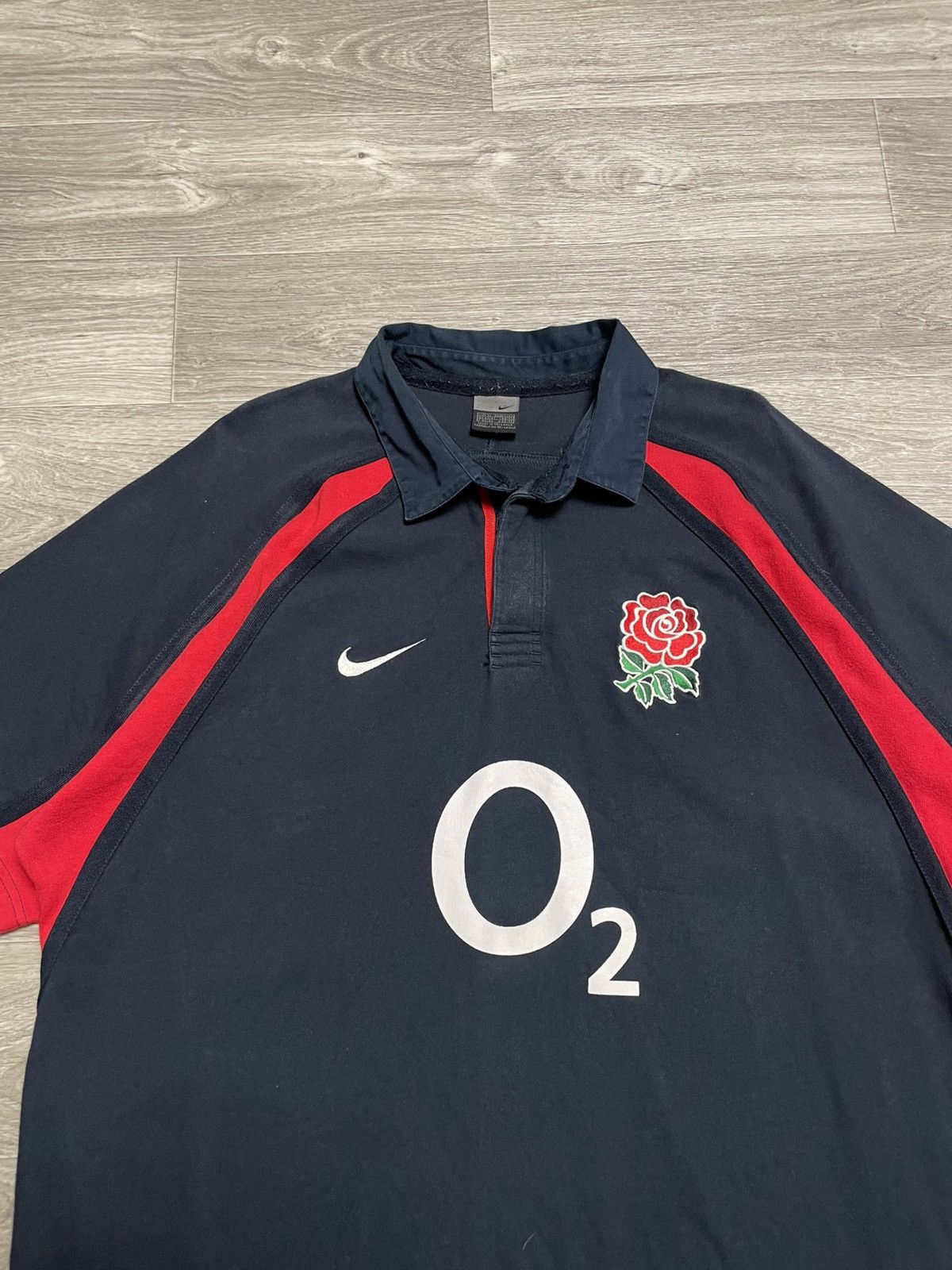 Nike Vintage Nike O2 England Rugby Jersey Polo Shirt Size US XL / EU 56 / 4 - 2 Thumbnail
