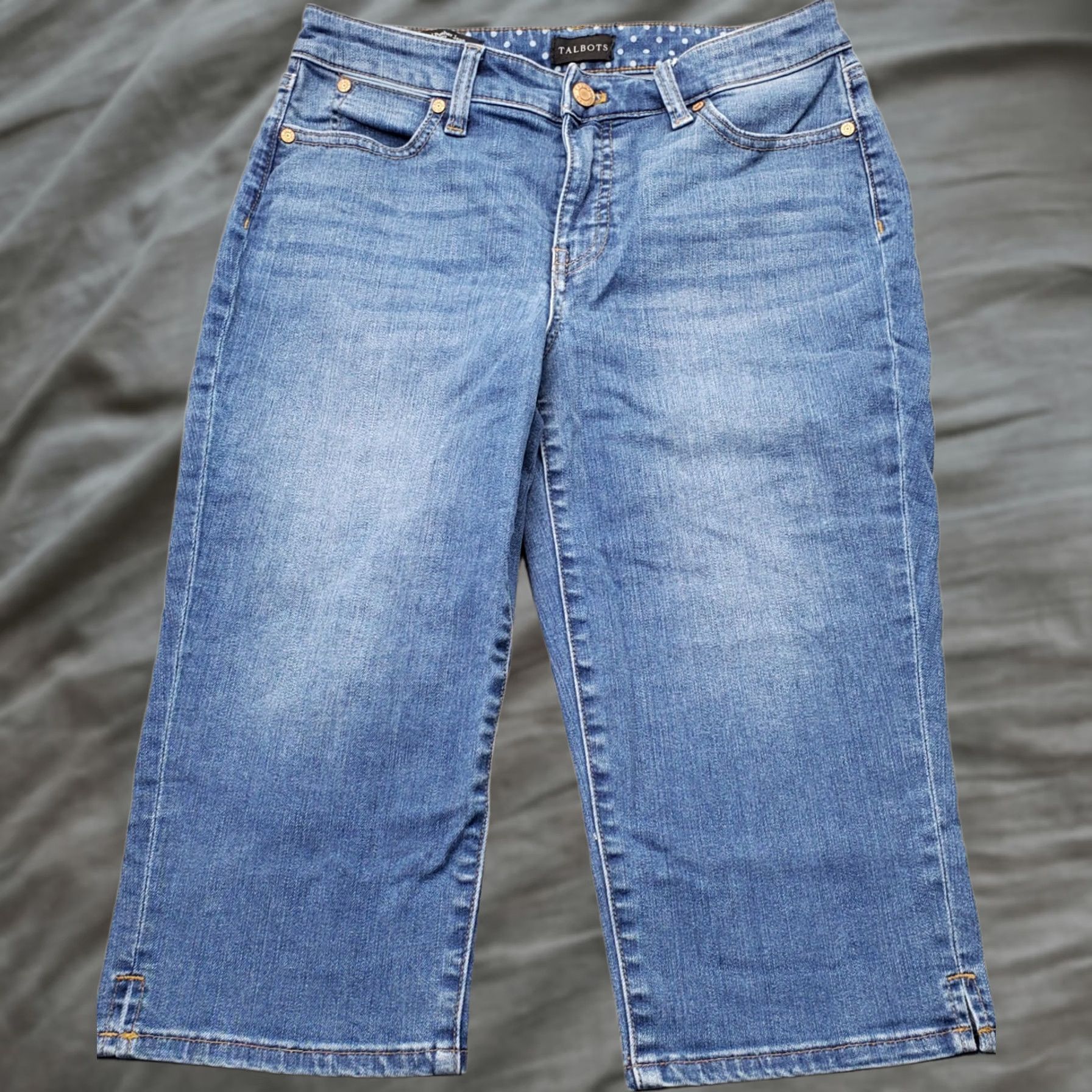 Talbots Talbots Pedal Pusher Jeans Women 4P Blue Denim Cropped 5-Pocket Slit Inseam 15.5" Regular Size 4P Womens Jeans Size 27" / US 4 / IT 40 - 1 Thumbnail