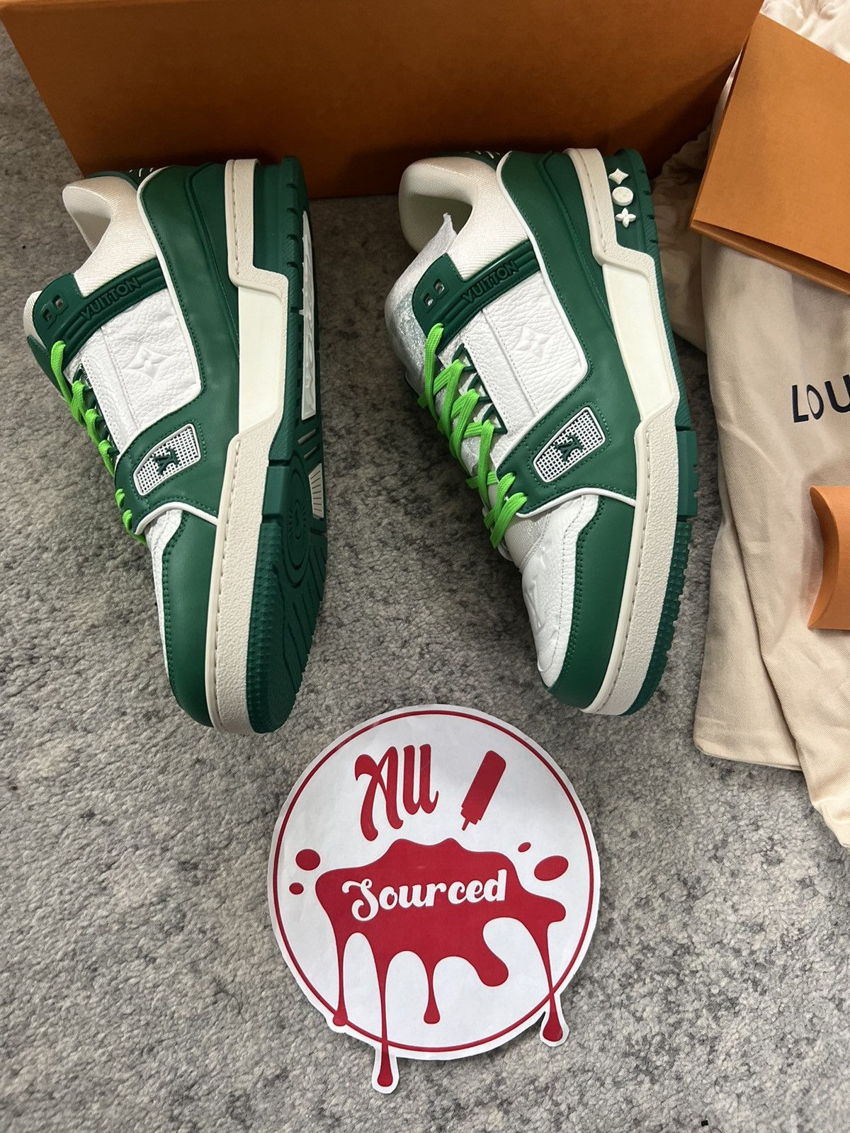 Louis Vuitton AW19 LV Trainer