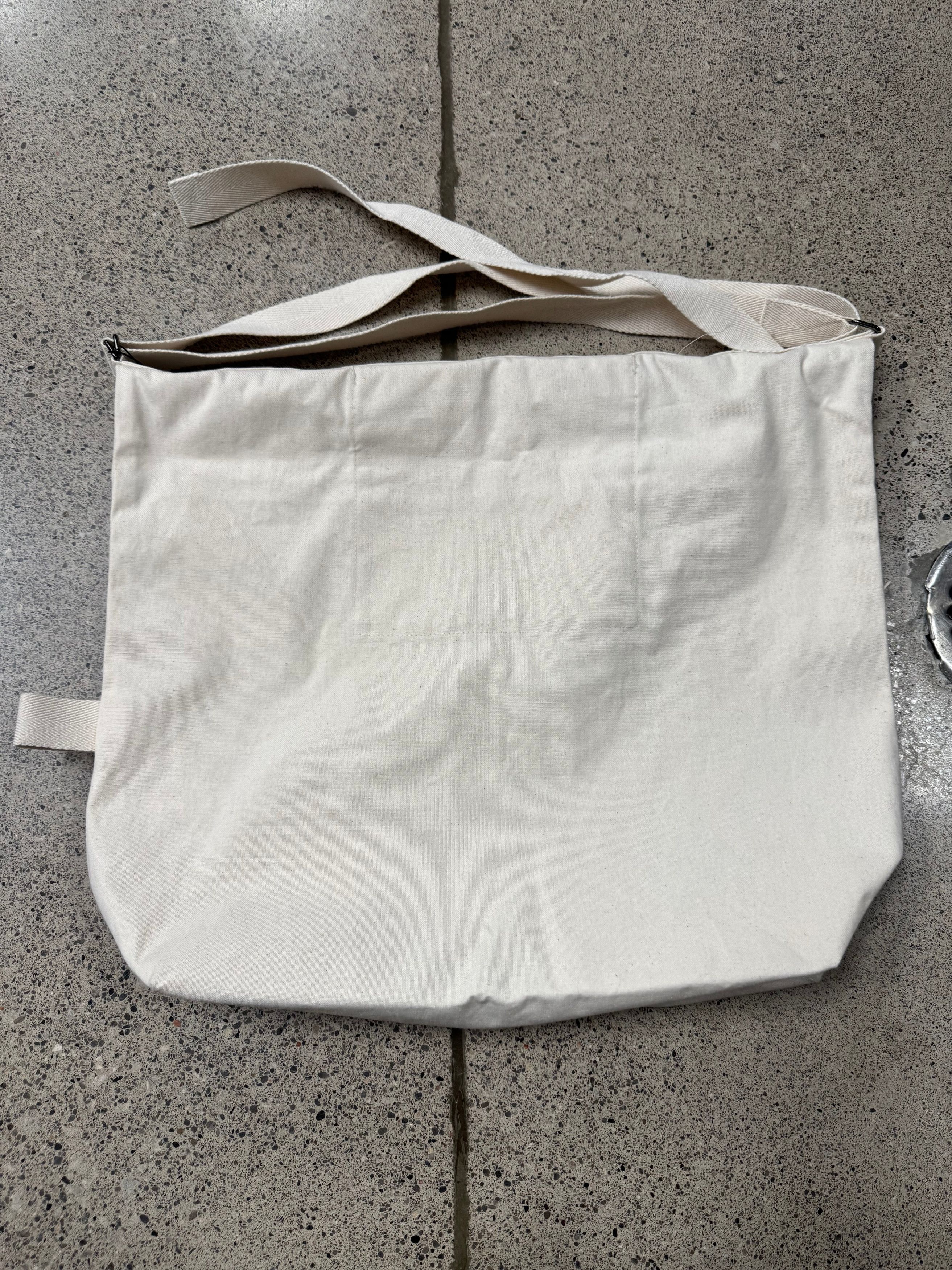 Yohji Yamamoto Yohji Yamamoto Canvas Messenger Sling Bag Size ONE SIZE - 4 Thumbnail