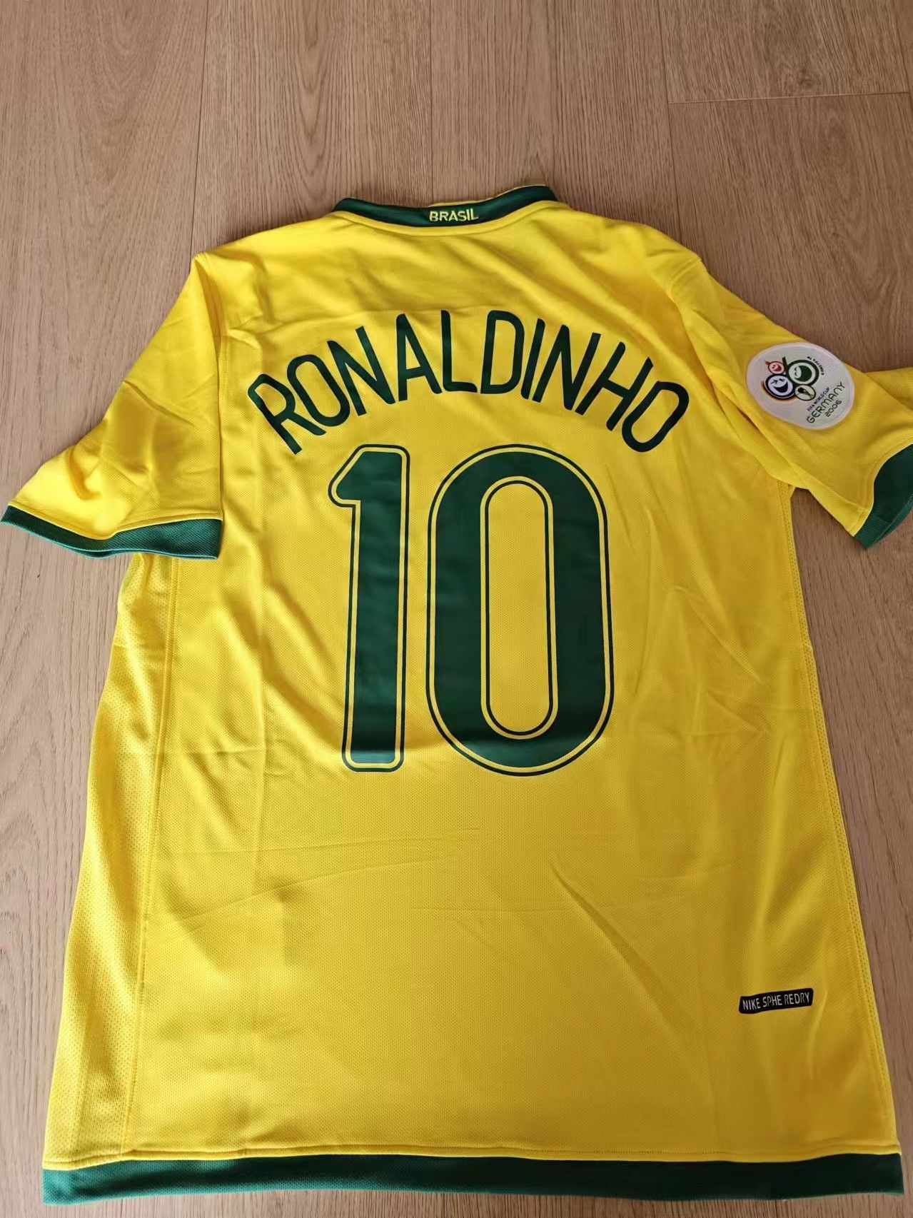 Brazil #10 Ronaldinho Jersey 2006 World Cup Brazil M