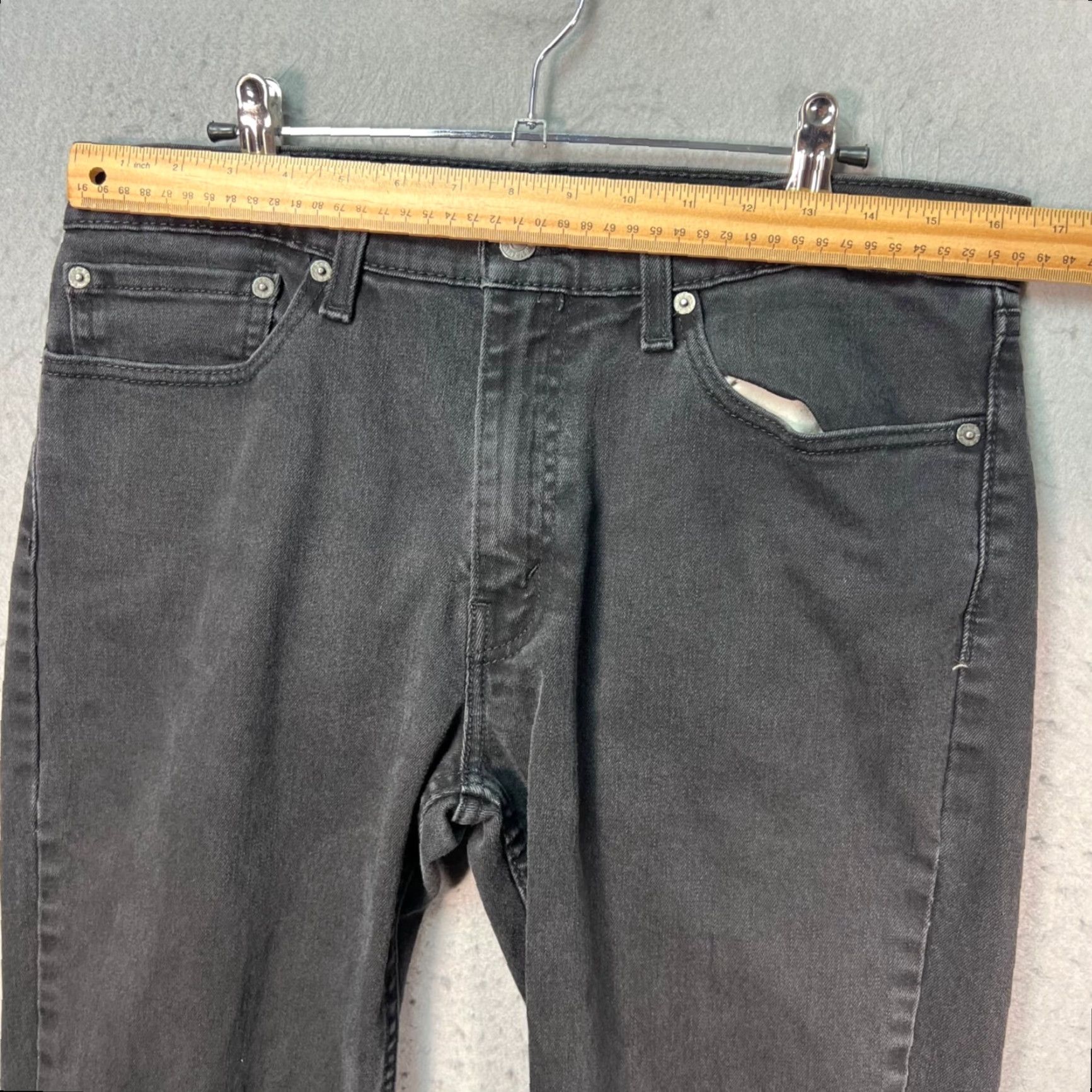Levi's Levi's 511 Slim Jeans 34x33 Black Denim Cotton Blend Mens Regular 5-Pocket Style Straight Vintage No Size US 34 / EU 50 - 6 Thumbnail