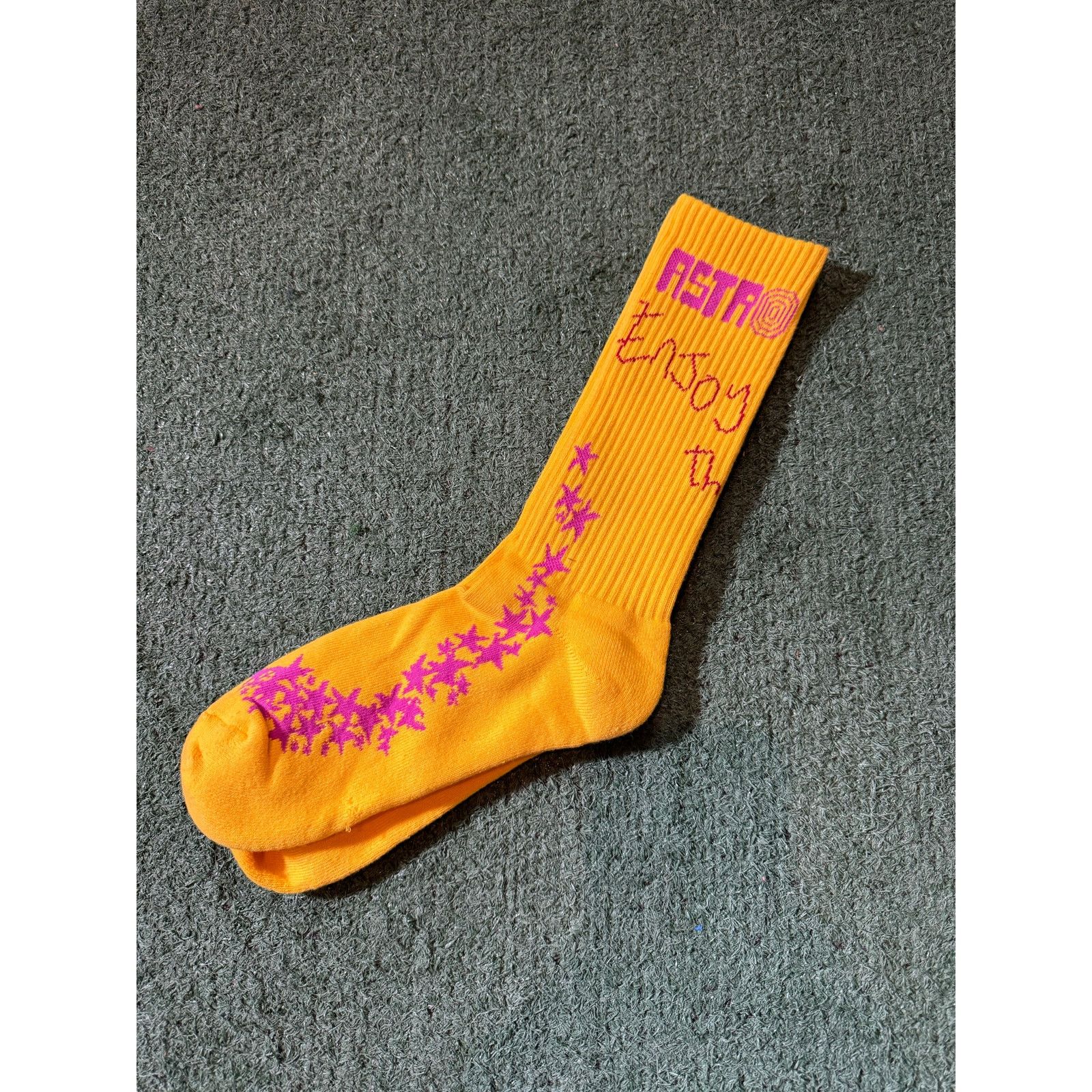 Travis Scott Astroworld Socks Yellow Pink Rare 2021 Size ONE SIZE - 1 Preview
