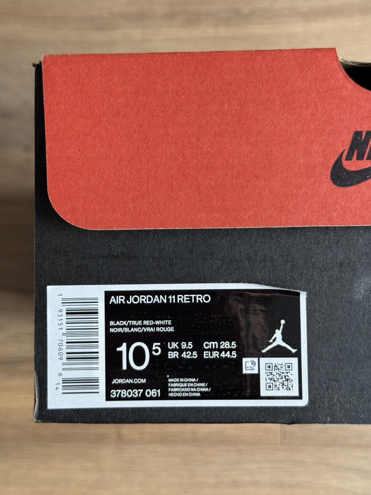 Jordan Brand Jordan 11 Playoffs Bred 2019 Size US 10.5 / EU 43-44 - 11 Thumbnail