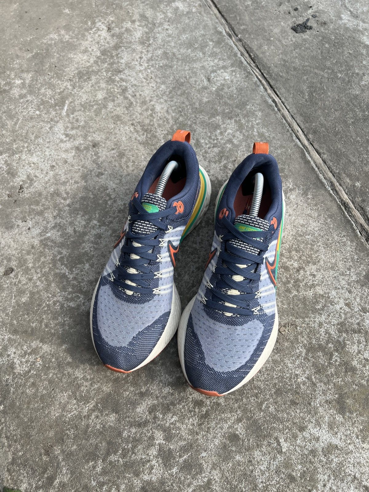 Nike Nike React Infinity Run Flyknit 2 Sneakers Size US 9 / EU 42 - 3 Thumbnail
