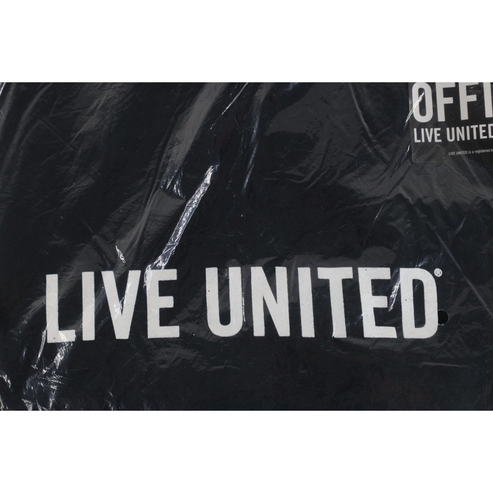 Vintage Deadstock Vintage Y2K United Way Live United T-Shirt Size US L / EU 52-54 / 3 - 3 Thumbnail