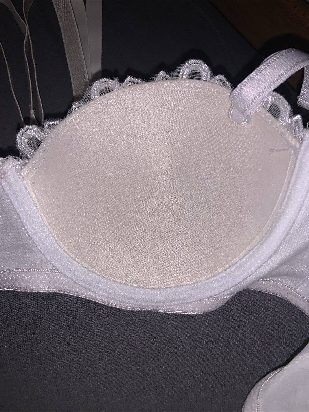 Other New Women’s Bra 36C - With Extra Straps - White Size ONE SIZE - 4 Thumbnail