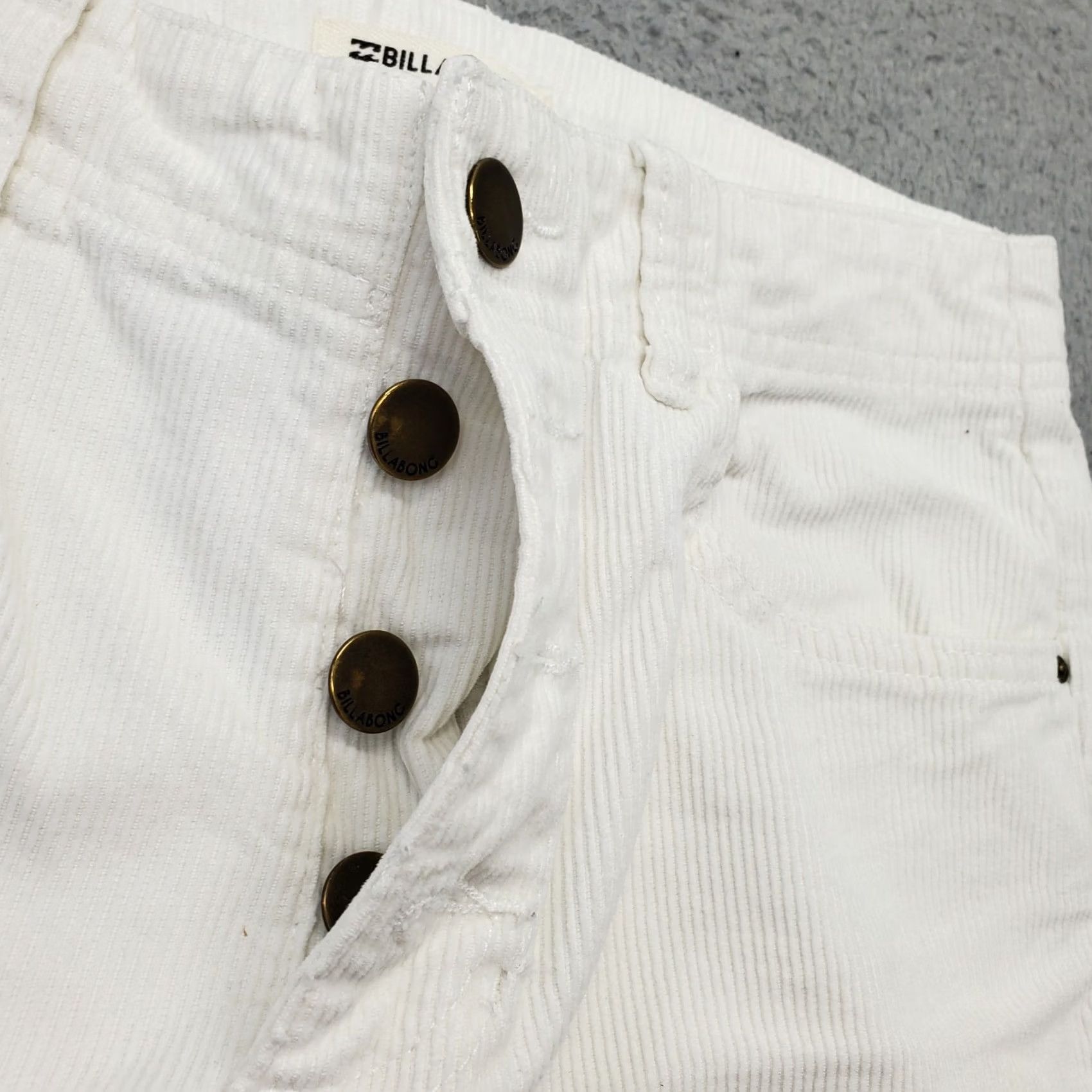 Billabong Billabong Womens White Corduroy Pants 28 Flat Front Straight Button Fly Chino Casual Vintage? No Size 28" / US 6 / IT 42 - 8 Thumbnail