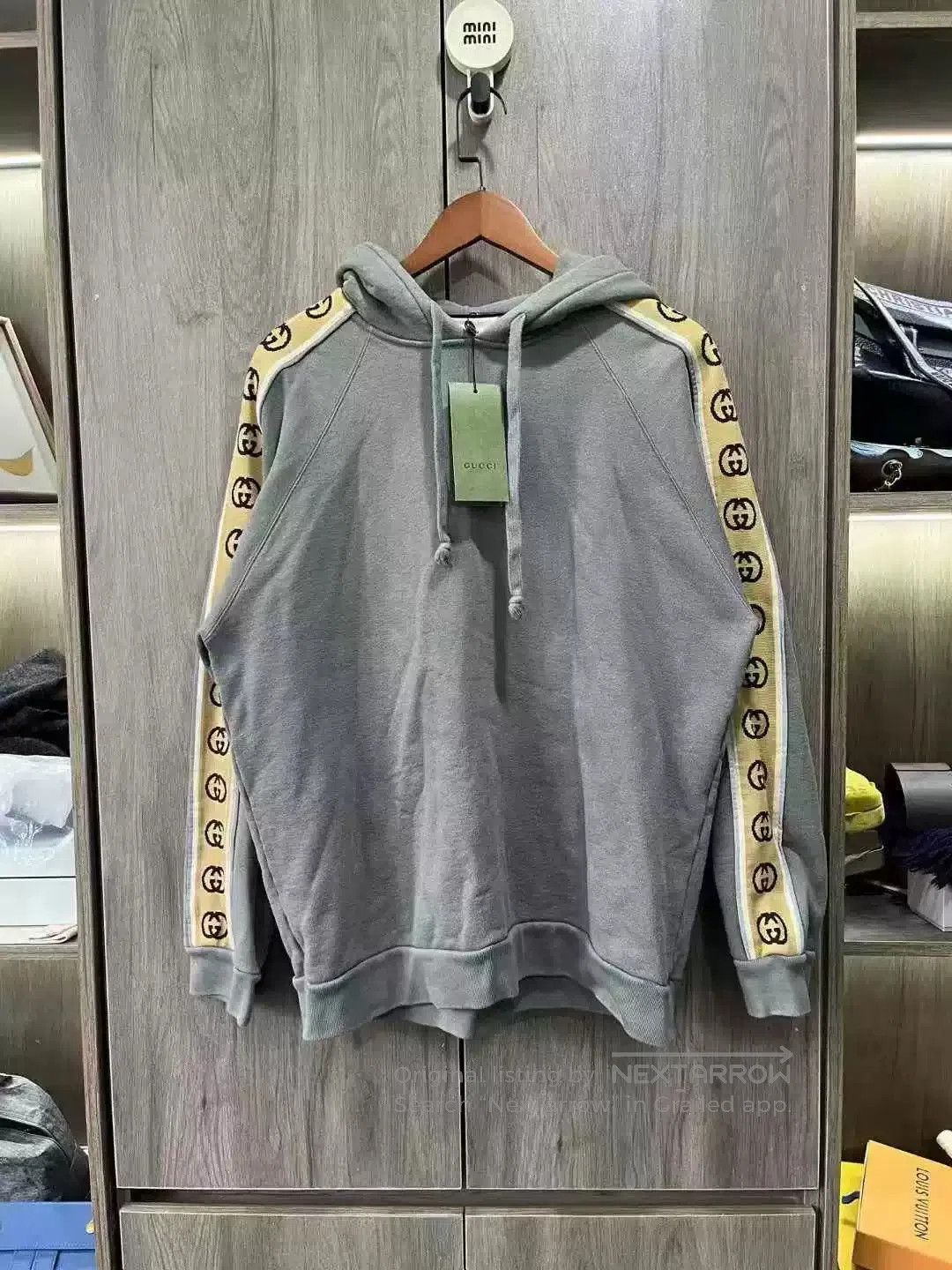 Gucci Gucci Gray Hoodie with Yellow Stripes. Size US L / EU 52-54 / 3 - 9 Thumbnail