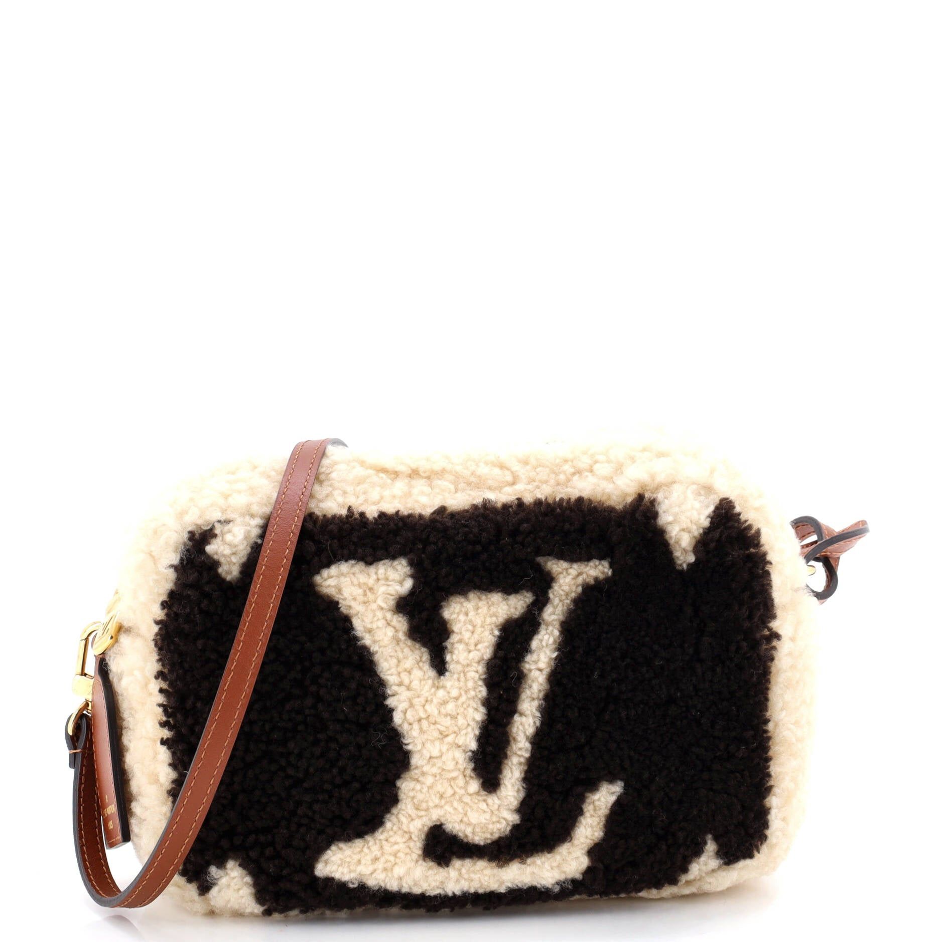Louis Vuitton Beach Pouch Size ONE SIZE - 1 Thumbnail