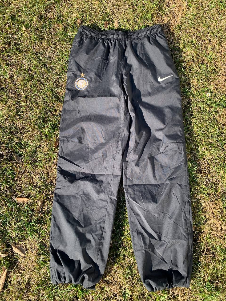 Nike Vintage Nike FC Inter Soccer nylon parachute pants Size S Size US 30 / EU 46 - 1 Thumbnail