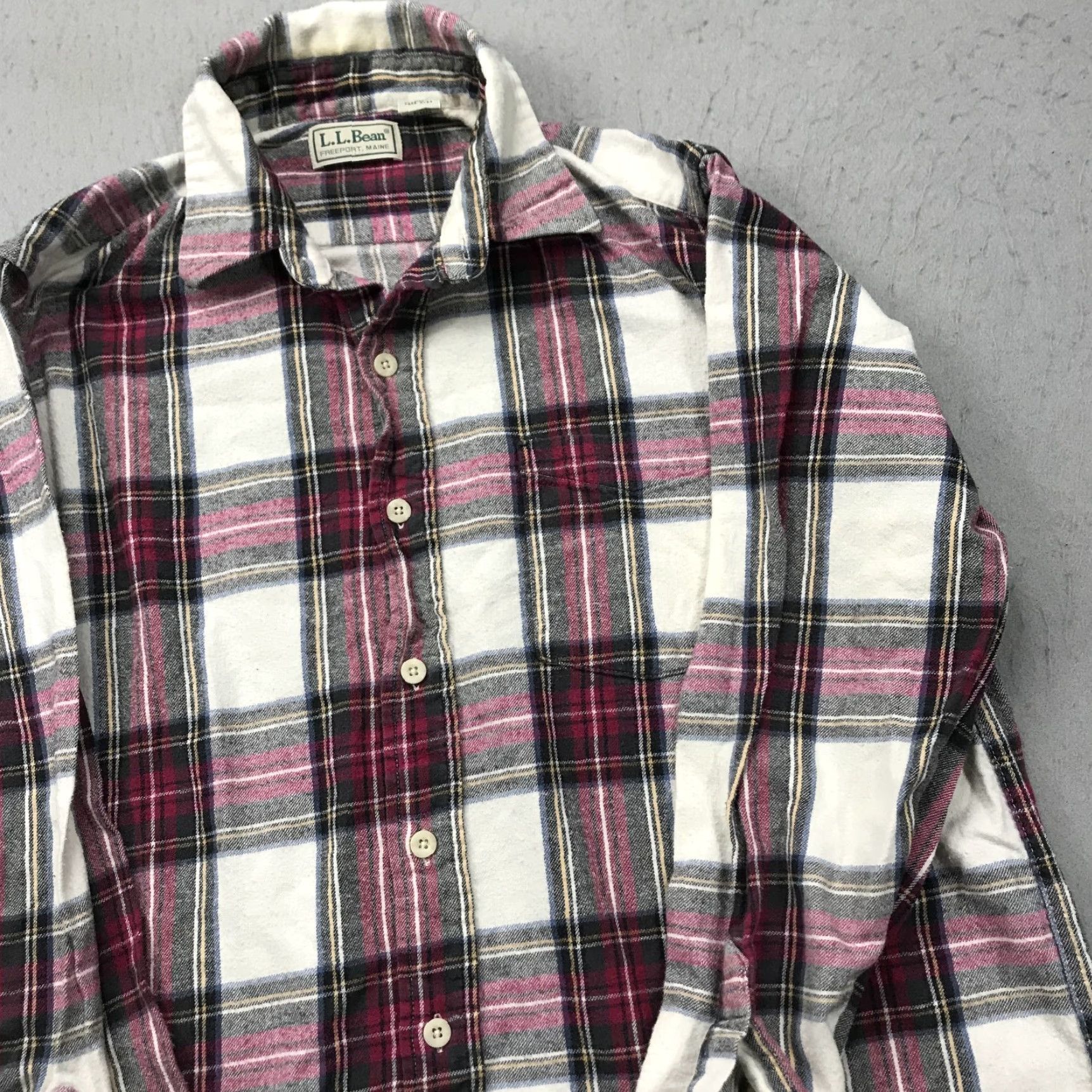 Vintage VINTAGE L.L. Bean Shirt Mens M Red Plaid Flannel Cotton Made USA 90s Shirt Mens M Red Plaid Flannel Cotton Made USA 90s Size US M / EU 48-50 / 2 - 3 Thumbnail