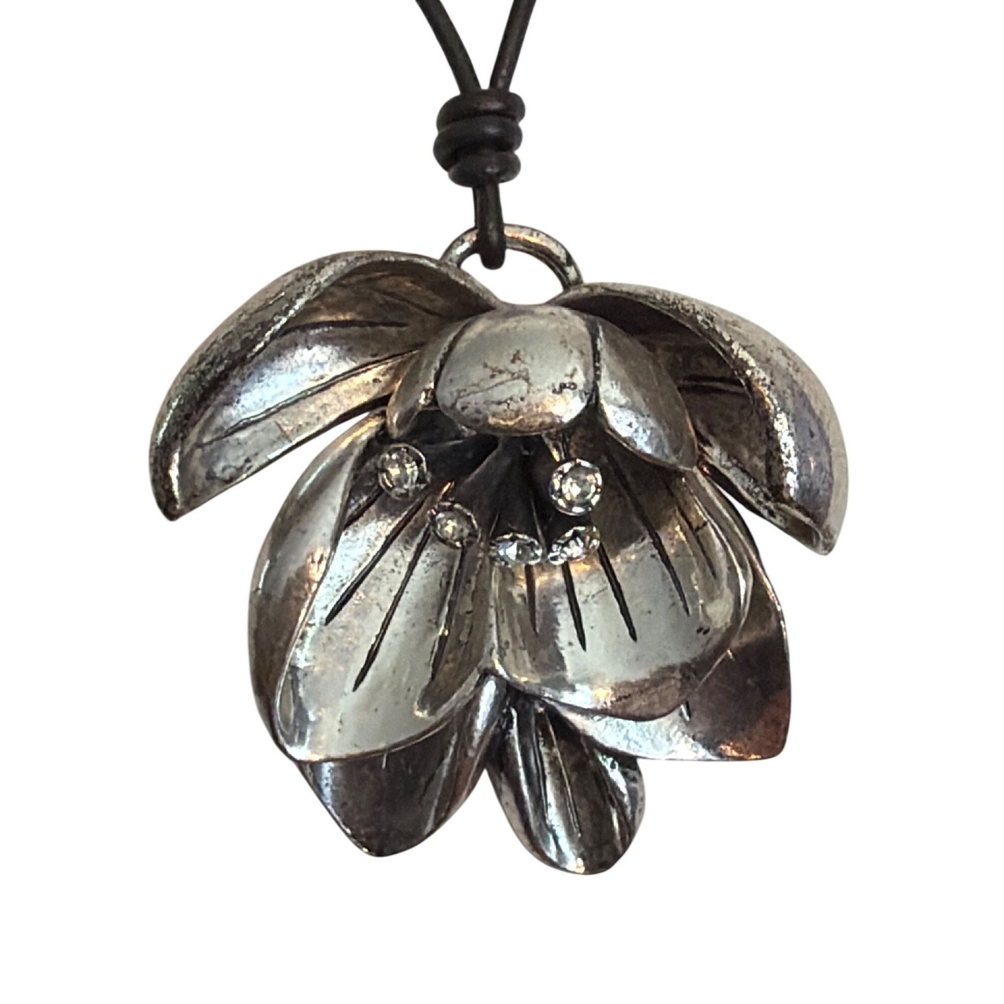 Fossil Fossil Silver Tone Flower Pendant Necklace Clear Rhinestones Size ONE SIZE - 2 Thumbnail