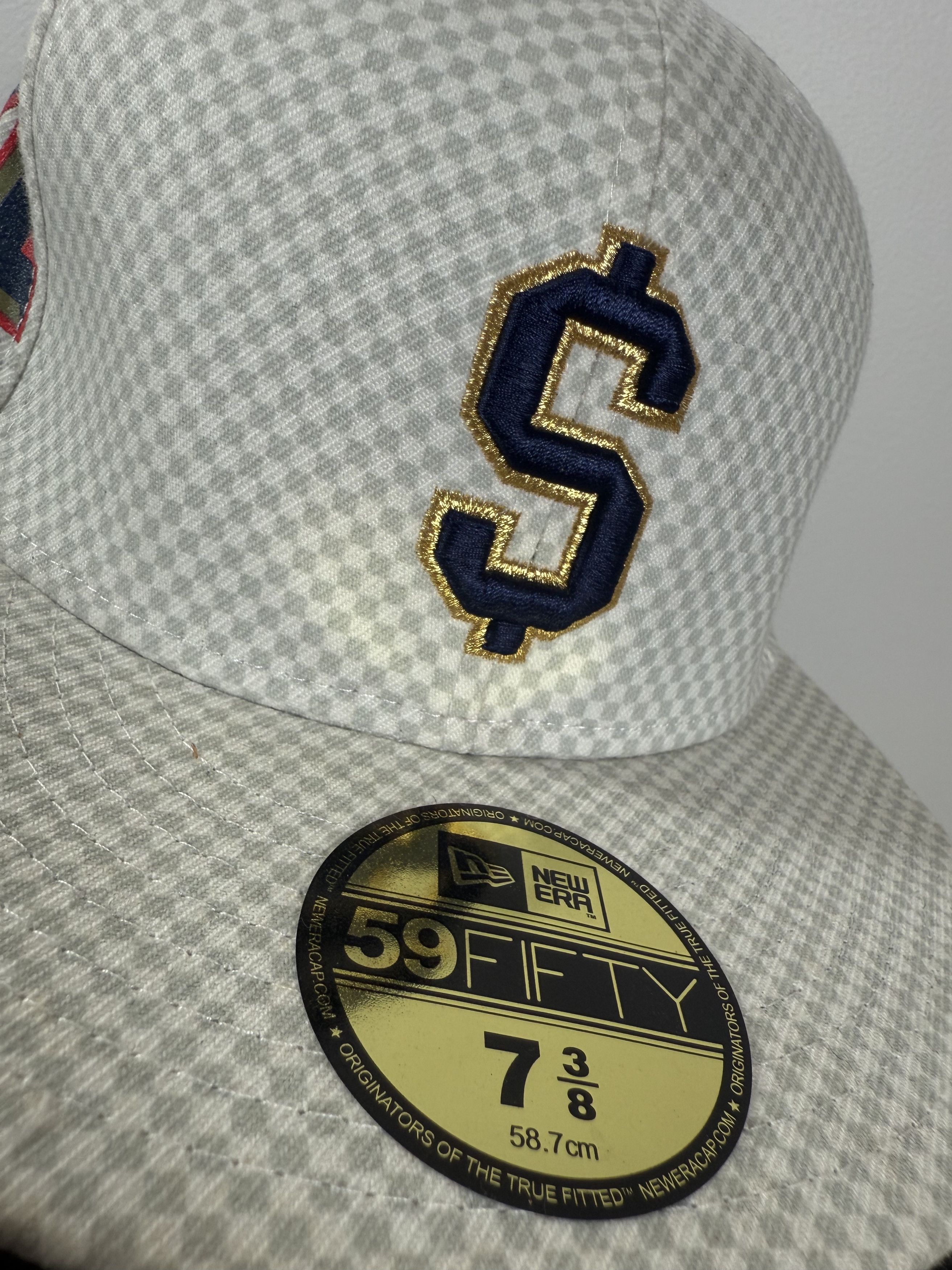 Supreme Supreme Checkered New Era 2007 Size ONE SIZE - 1 Thumbnail