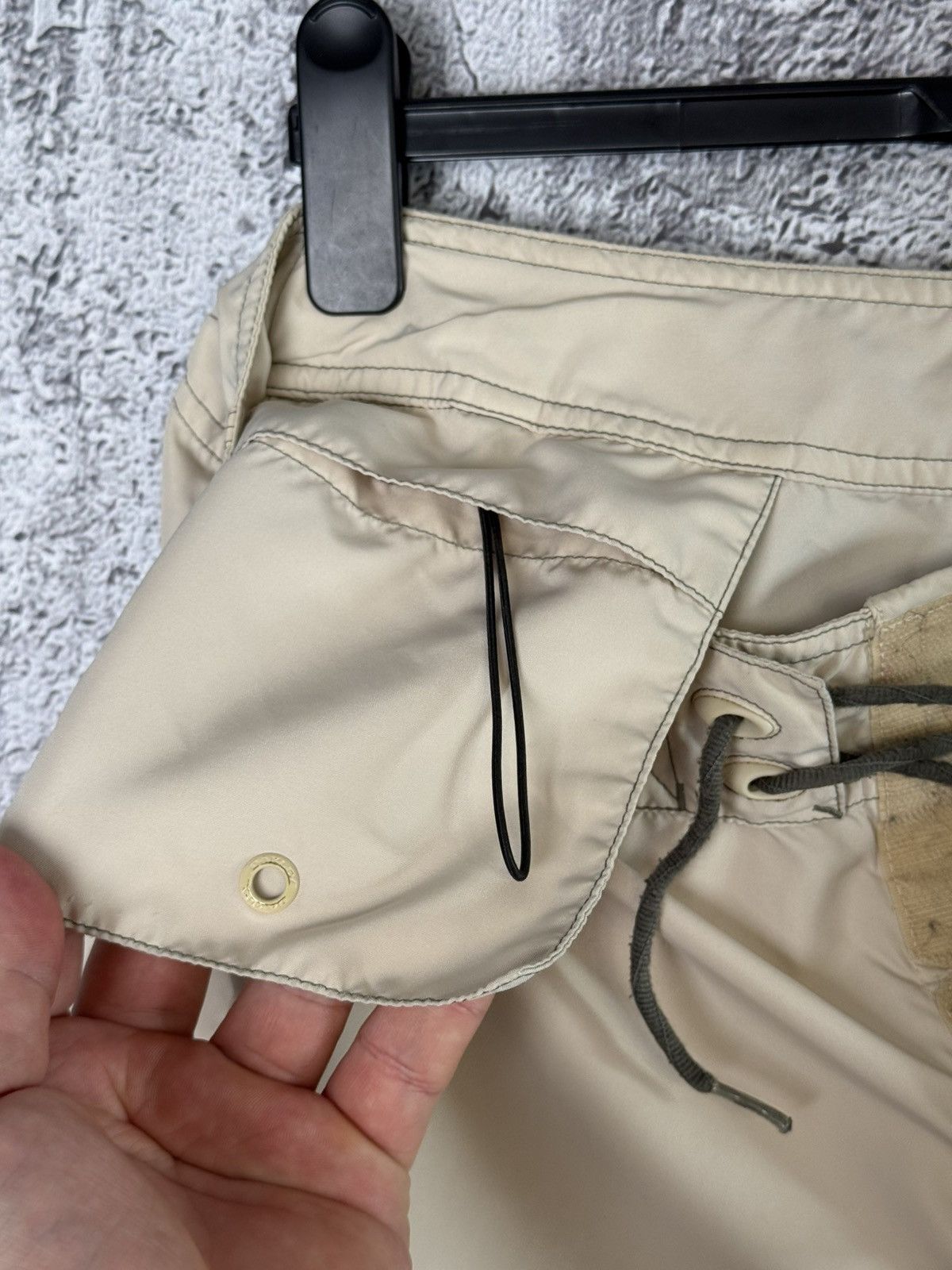 Oakley Vintage Oakley Beige Board Shorts Surf Swim Trunks Big Logo Size US 34 / EU 50 - 22 Thumbnail