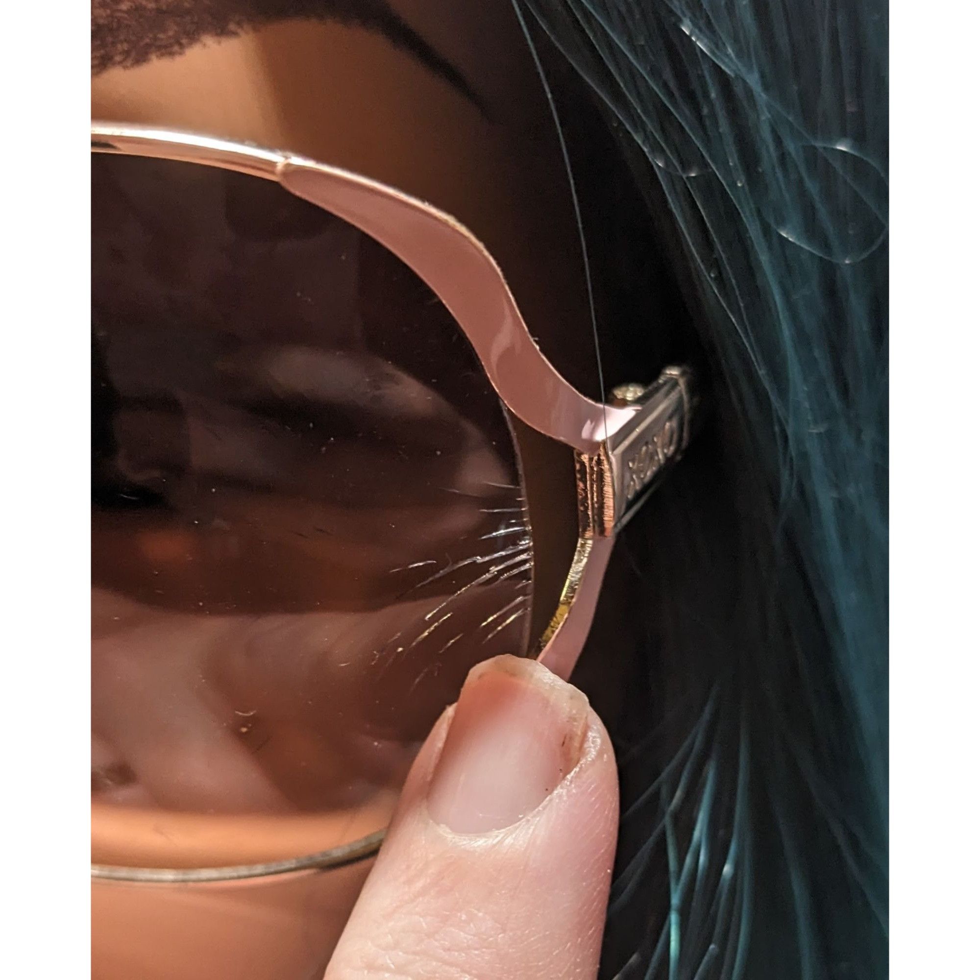XOXO XOXO Gold And Pink Retro Fashion Sunglasses Size ONE SIZE - 5 Thumbnail
