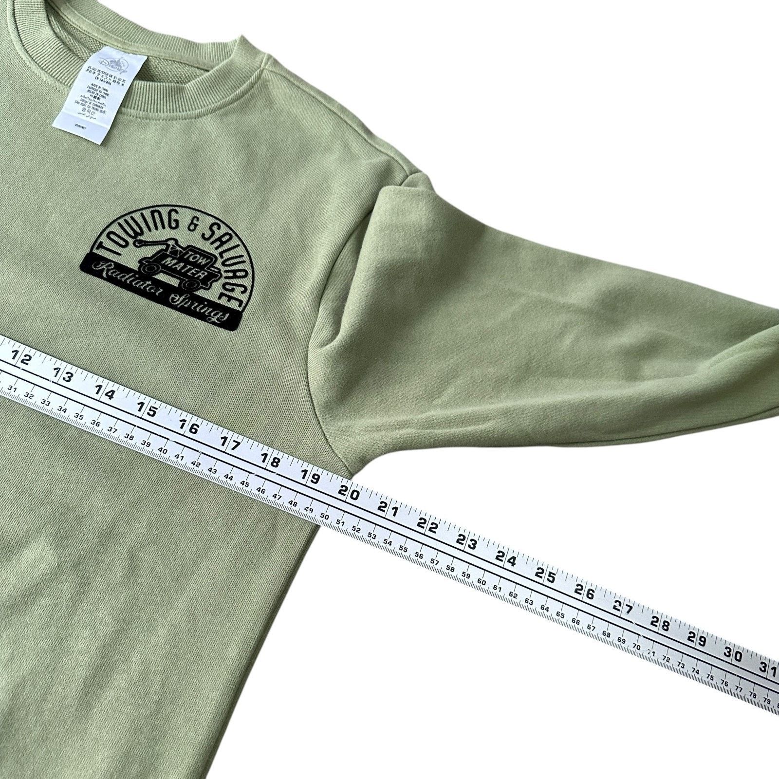 Disney Disney Tow Mater Towing & Salvage Sweatshirt Men’s XS Green Size US XS / EU 42 / 0 - 7 Thumbnail