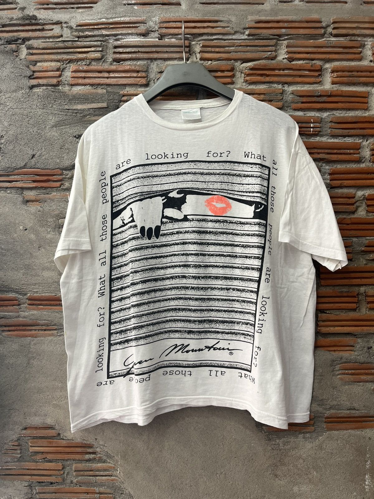 Arts & Science Vintage are looking for? Artwork by green Mountains 90’sTee Size US L / EU 52-54 / 3 - 2 Thumbnail
