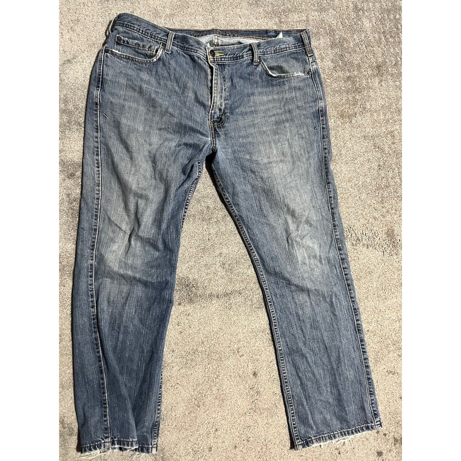 Dockers DOCKERS Jeans Mens 40x32 VTG Med Wash 100%Cotton Distressed Denim Blue Regular Size 40 Inseam 32 Mens Straight Jeans Size US 40 / EU 56 - 4 Thumbnail