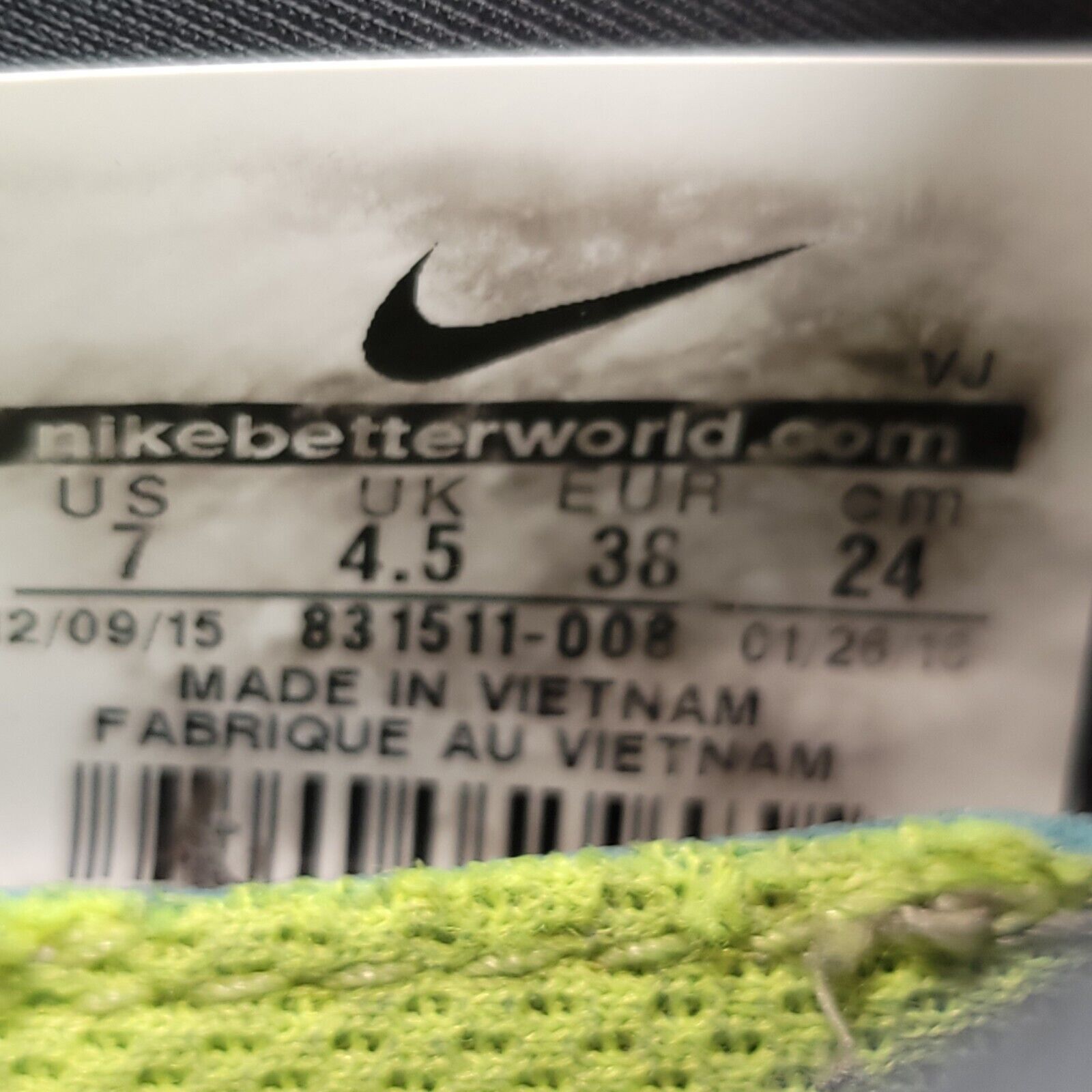 Nike Nike Free RN CMTR Shoe Womens Size 7 831511-008 Black White Size US 7 / IT 37 - 10 Thumbnail