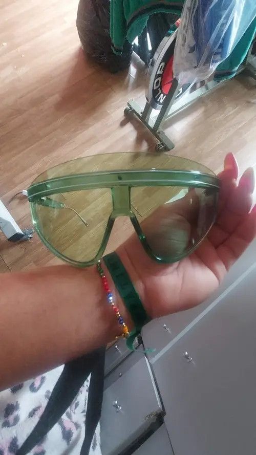 Other Trendy Fashion Oversized Shield Frame Sunglasses Size ONE SIZE - 4 Thumbnail