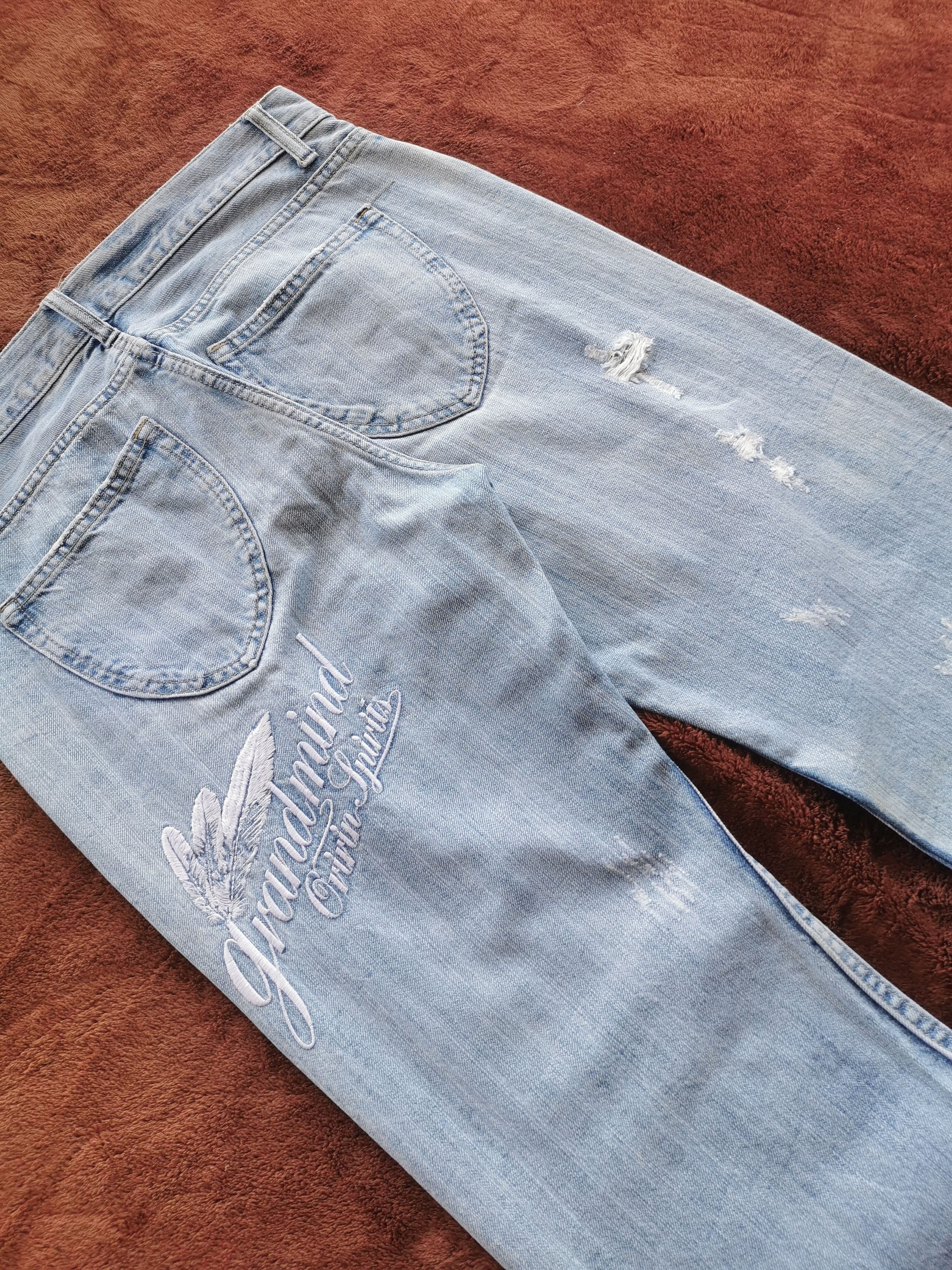 KMRii Light Wash Distressed Flare Jeans Size US 33 - 9 Thumbnail