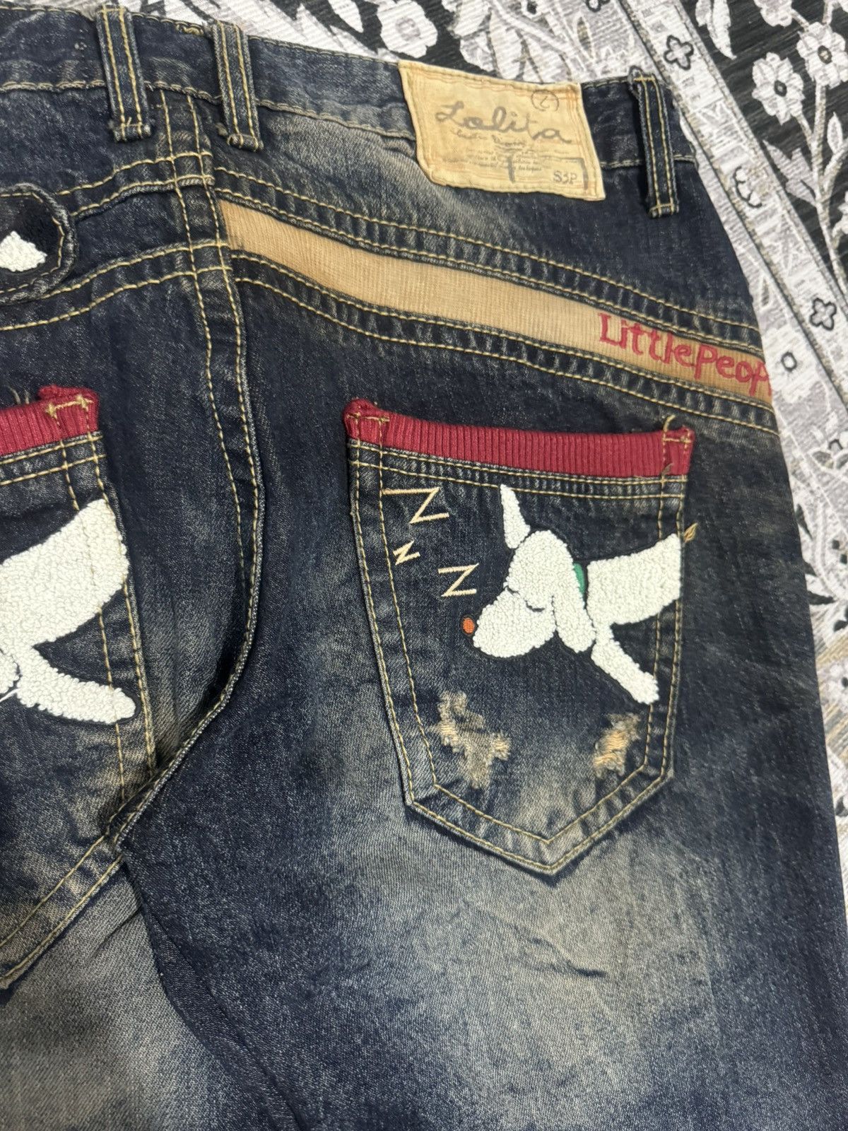 Japanese Brand Lolita Jeans Denim Yoshitomo Nara Collaboration Size XL Size US 36 / EU 52 - 14 Thumbnail