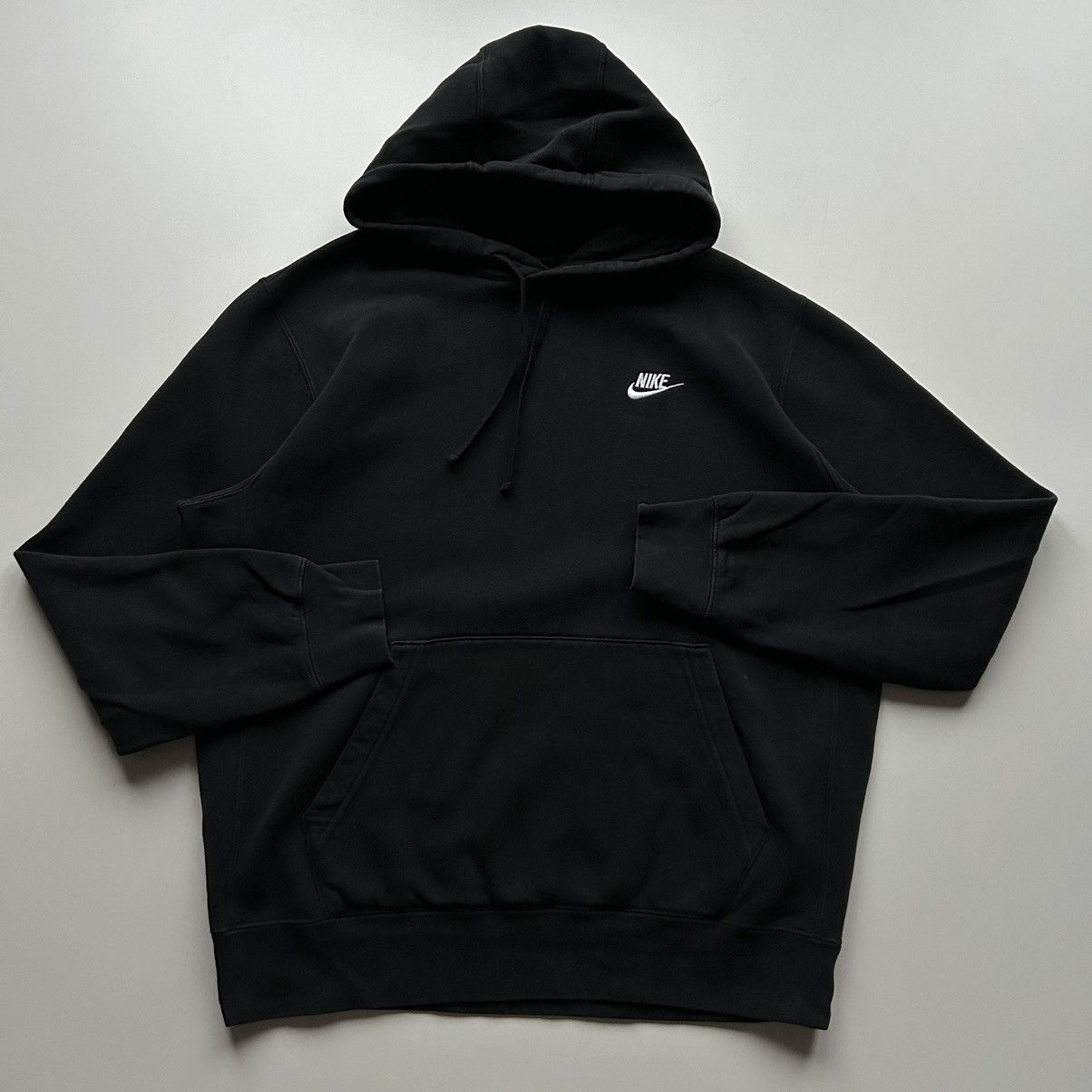 image of 2000S Nike Embroidered Swoosh Black Hoodie Large, Men's