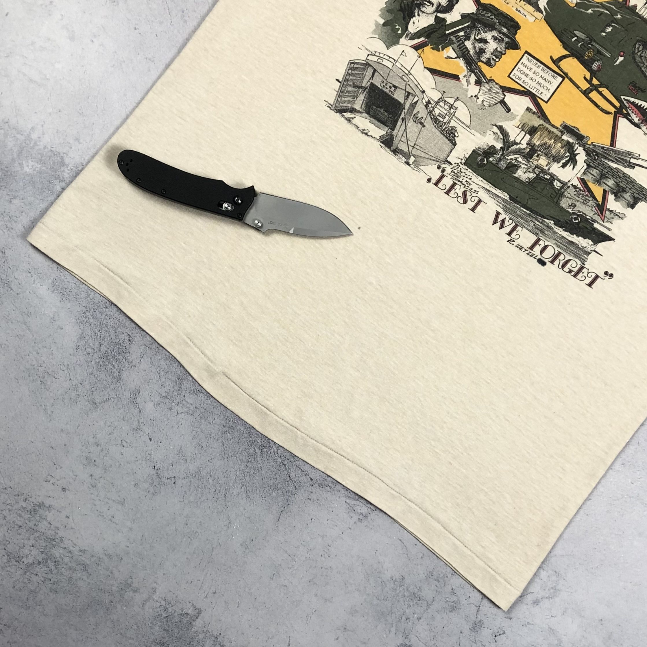 Vintage 90s Vietnam Vets Lest We Forget R. Wetzel Tee Size US L / EU 52-54 / 3 - 10 Thumbnail