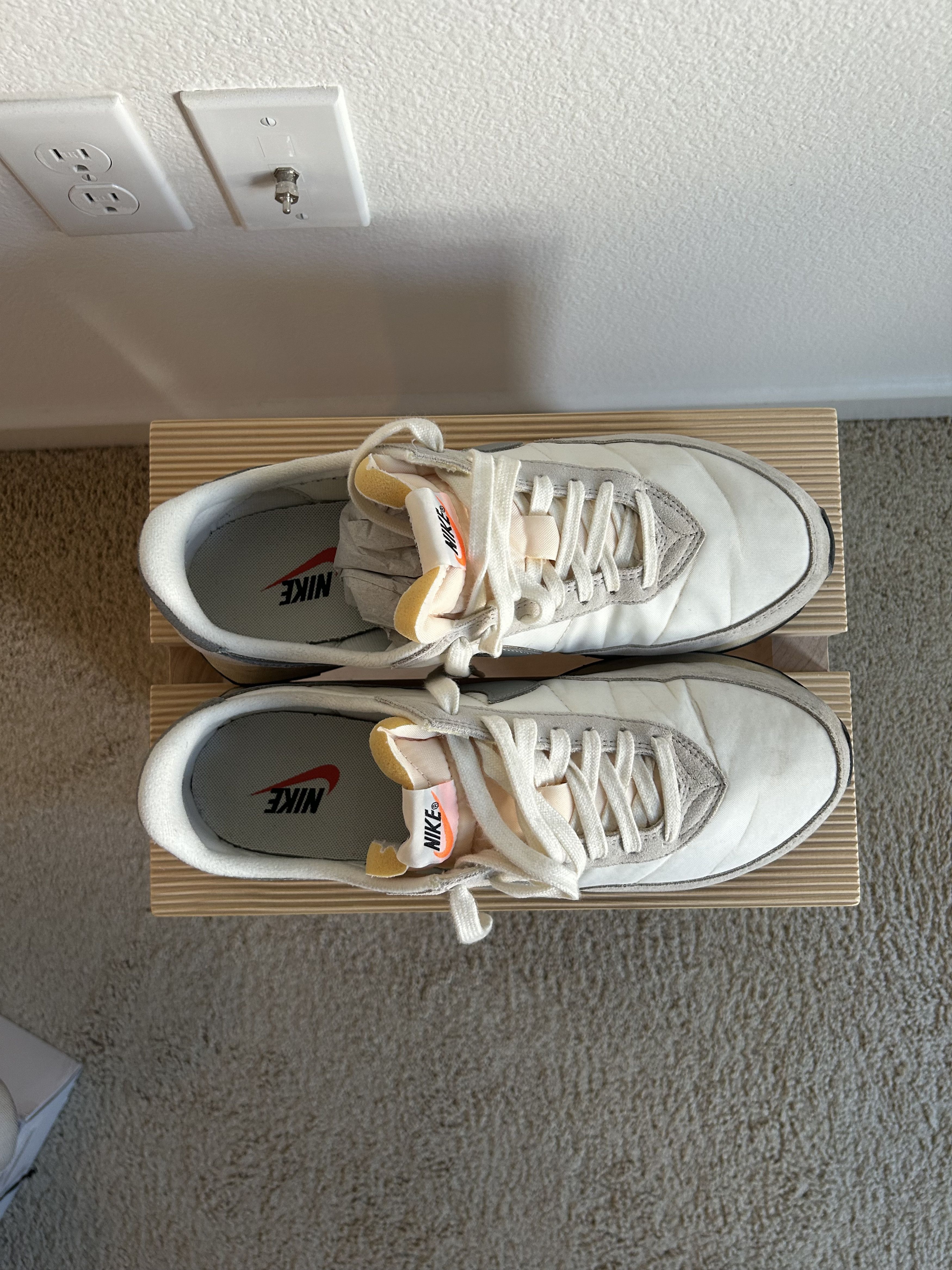 Nike NIKE WAFFLE TRAINER 2 SE Size US 11.5 / EU 44-45 - 6 Thumbnail