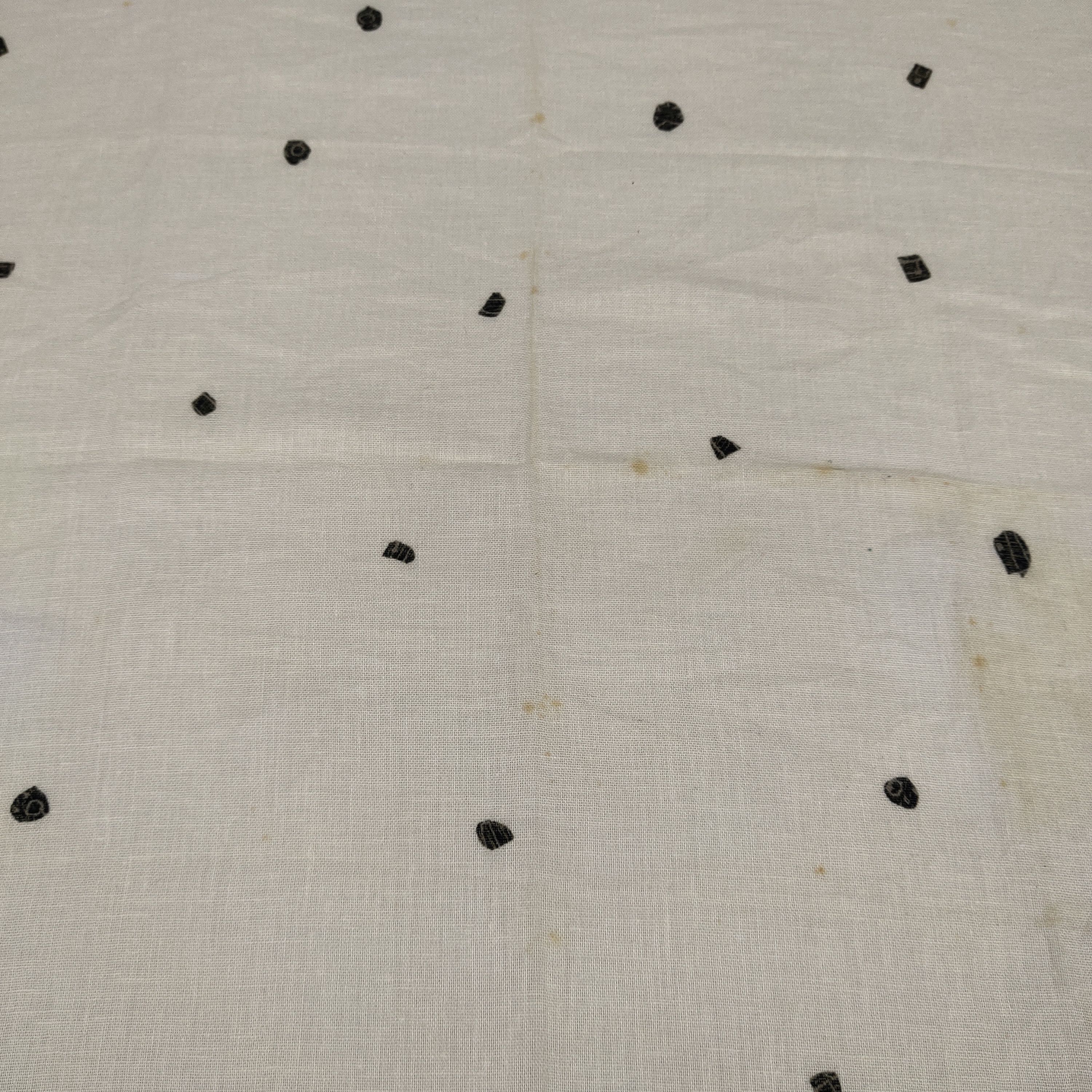 Vintage Issey Miyake Handkerchief / Neckerchief / Bandana FZ509 Size ONE SIZE - 7 Thumbnail