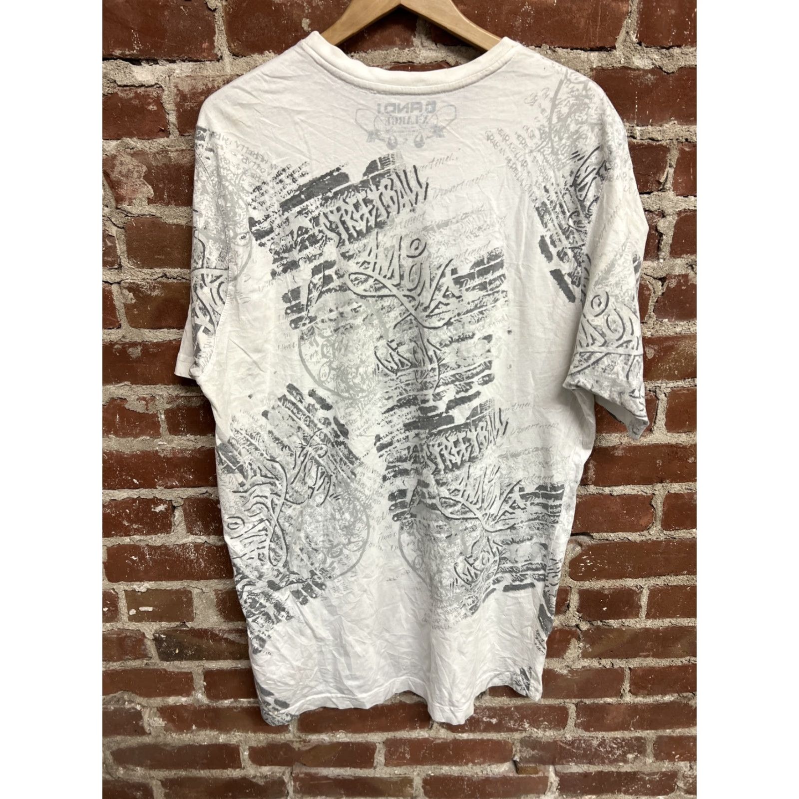 Vintage And1 Streetball AOP White Gray XL Shirt Mens T-Shirt Crew Neck Short Sleeve Tee Y2K Size US XL / EU 56 / 4 - 3 Thumbnail