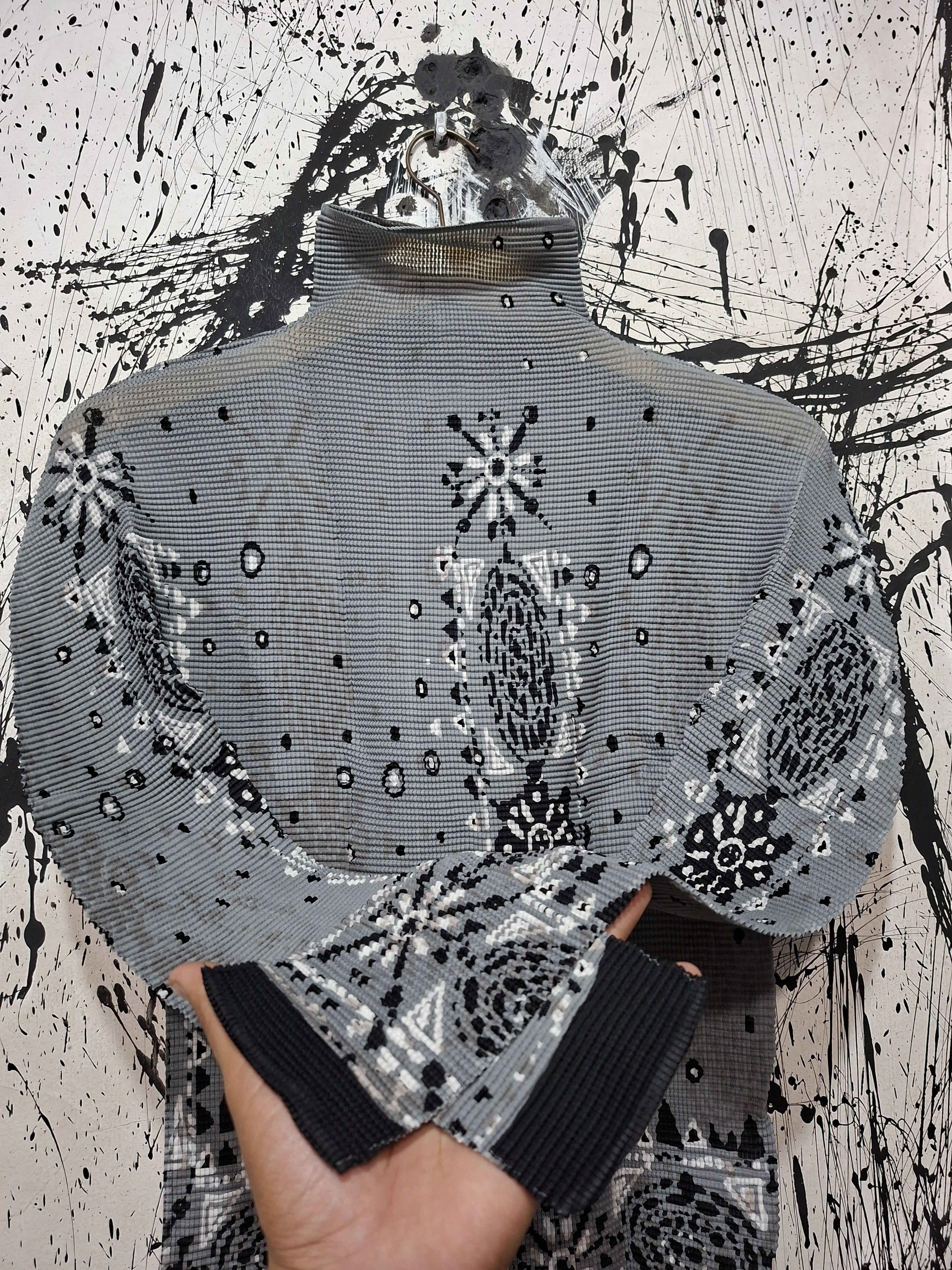 Issey Miyake ISSEY MIYAKE ME WRINGKLED TRANSFER BLOUSE Size S / US 4 / IT 40 - 5 Thumbnail
