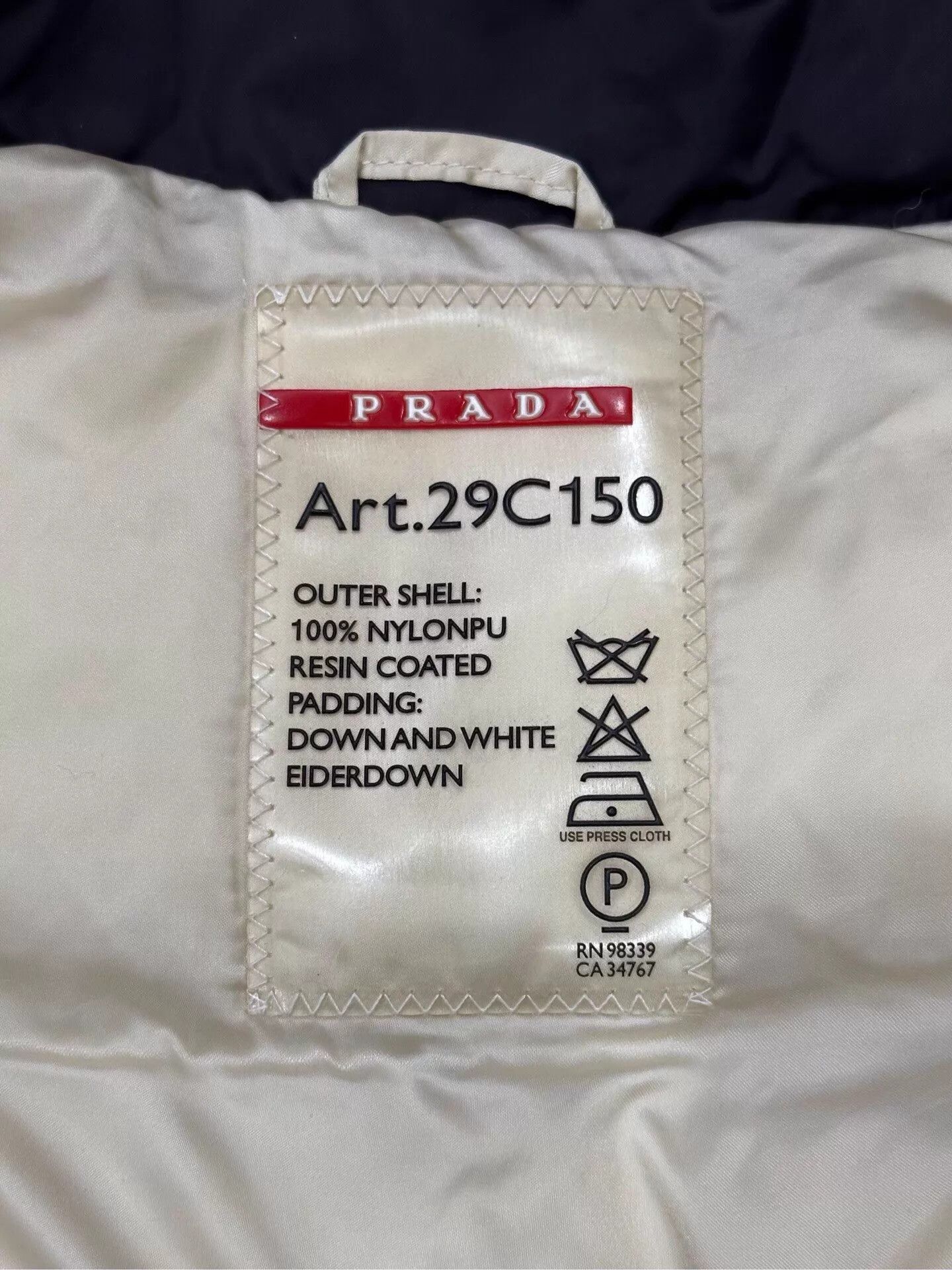 Prada Prada Blk Long Puffer Jacket Side Blk/Slv Triangle Logo 38 Size XS / US 0-2 / IT 36-38 - 6 Thumbnail