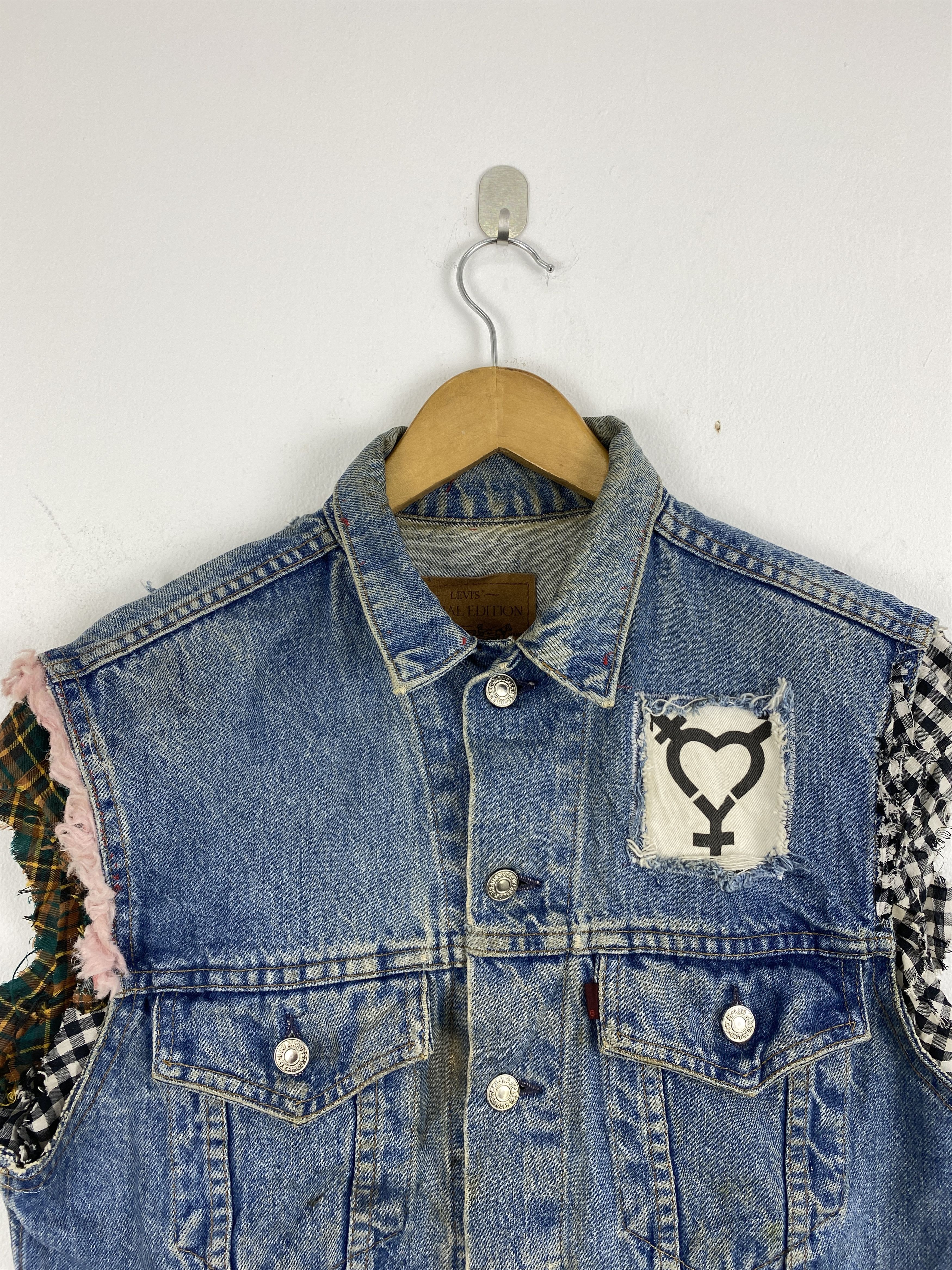 Levi's Vintage 90s Levis Sleeveless Jeans Vest J2009 Size US M / EU 48-50 / 2 - 2 Thumbnail