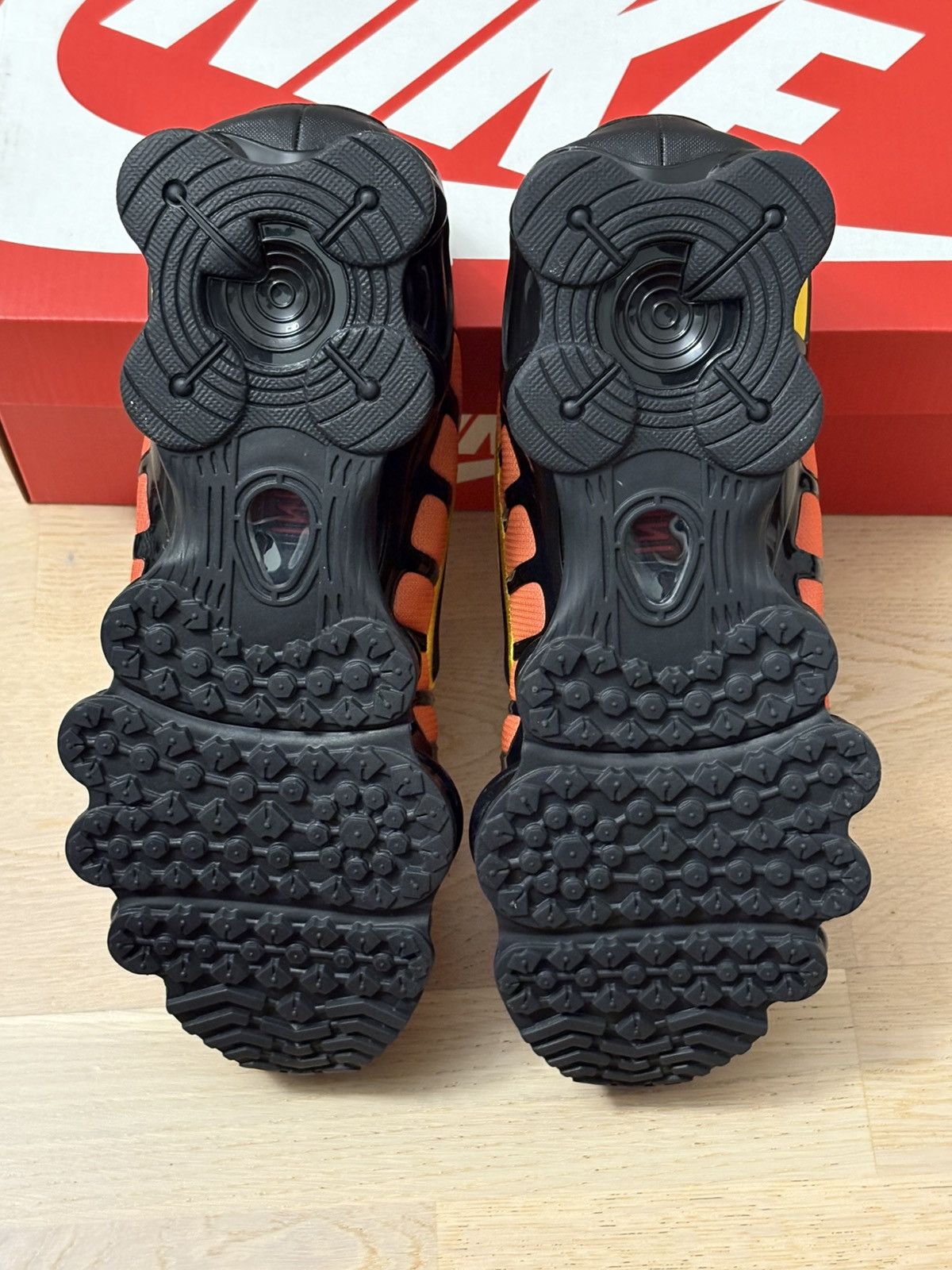 Nike Nike Shox Tl Sunrise Size US 8.5 / EU 41-42 - 3 Thumbnail