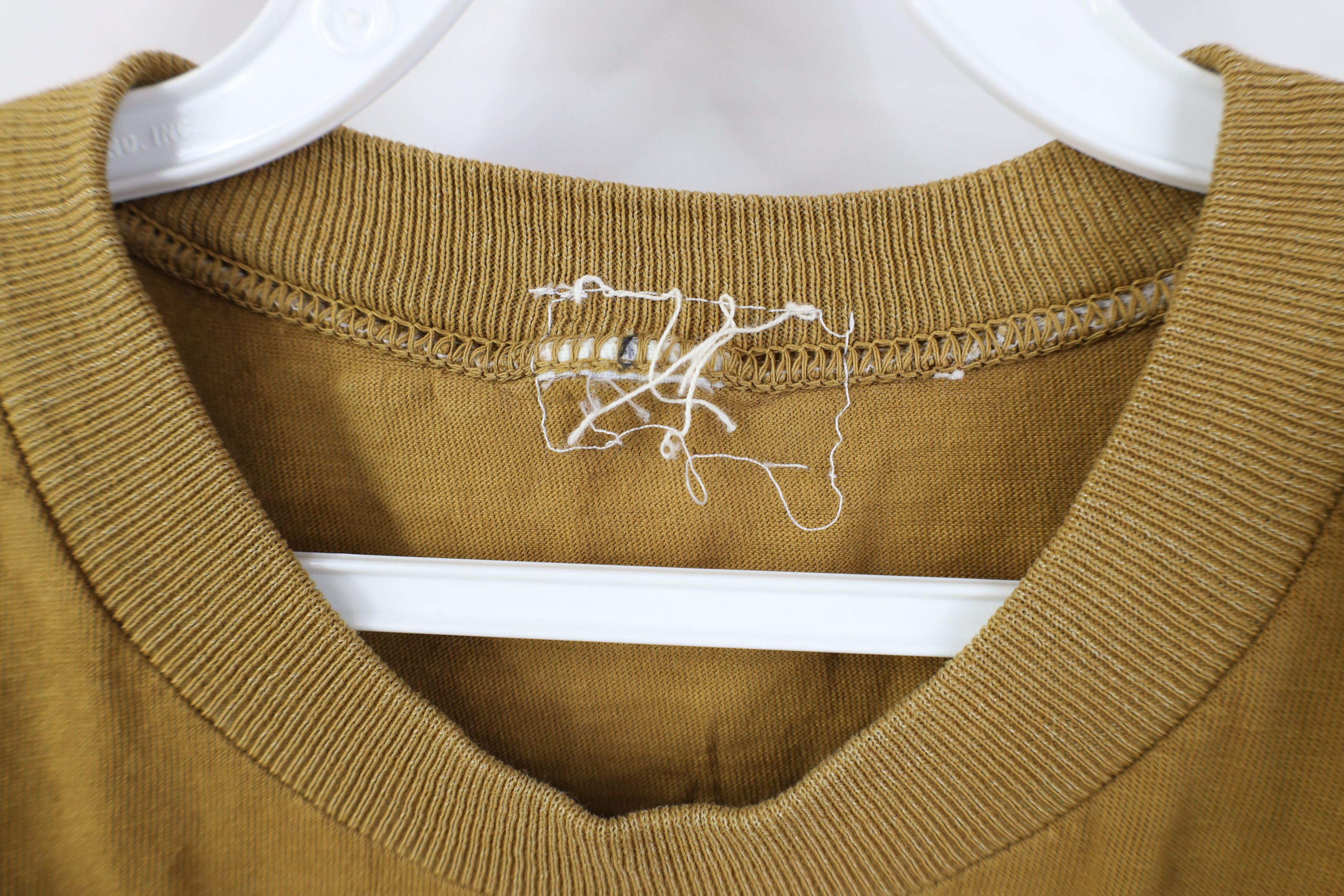 Vintage Vintage 70s Streetwear Beagle Dog Sketch T-Shirt Mustard Size US M / EU 48-50 / 2 - 10 Thumbnail