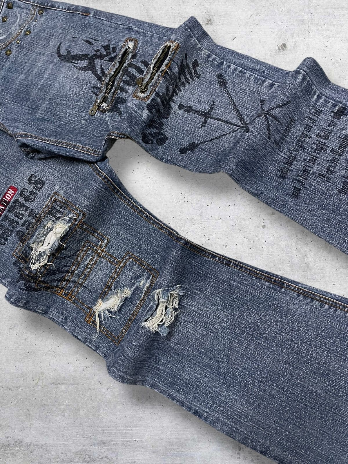In The Attic VINTAGE IN THE ATTIC JAPAN 90S ARCHIVE DEAD OR ALIVE DENIM Size US 33 - 6 Thumbnail