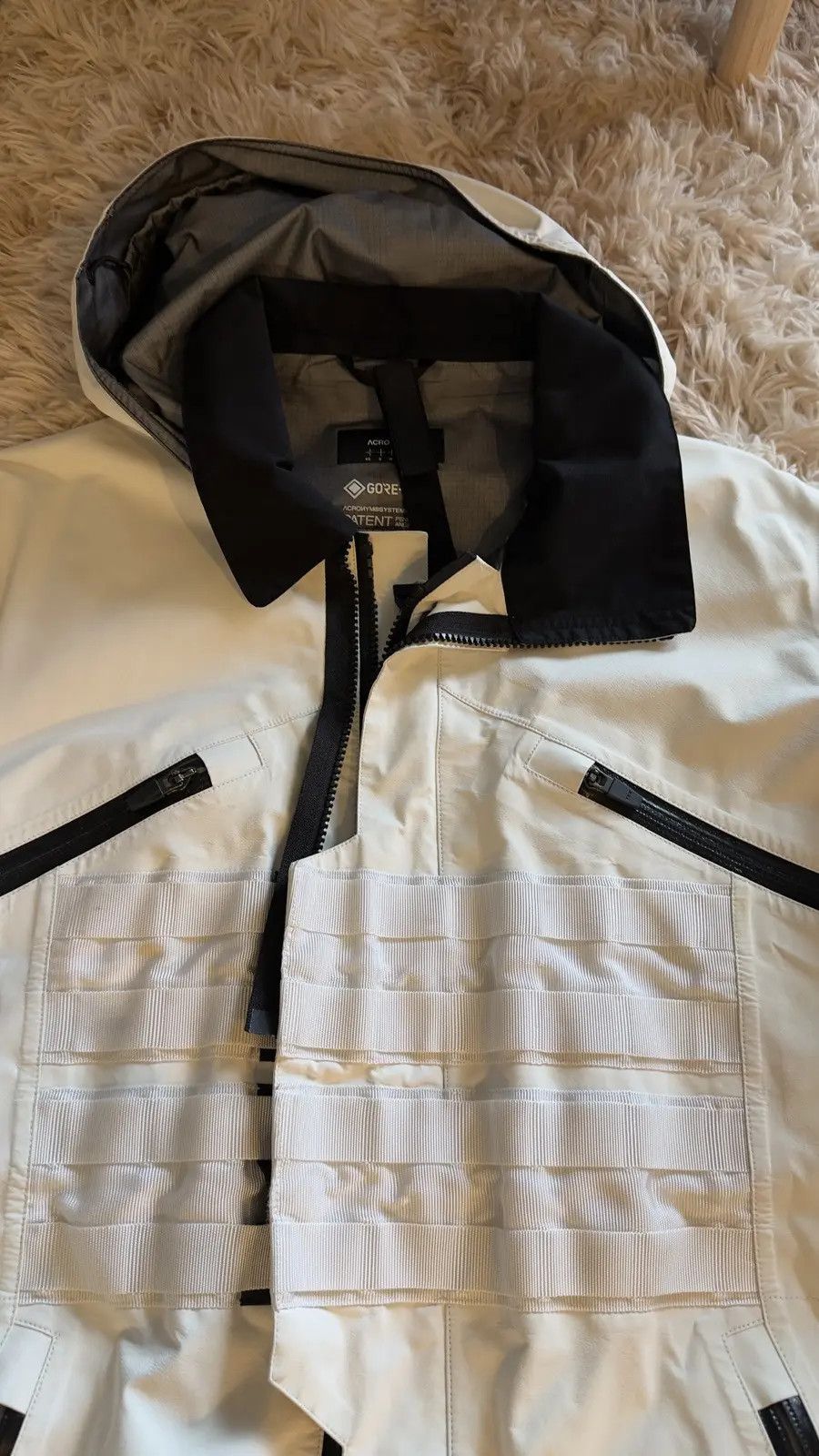 Acronym Acronym J1wts-gt size xs Size US XS / EU 42 / 0 - 9 Thumbnail