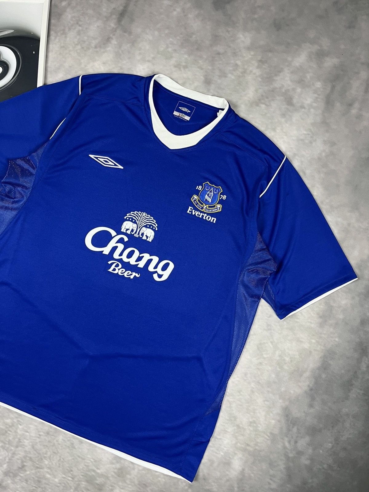 Umbro Vintage Everton Home Shirt 2005/06 Umbro XL Chang Beer Size US XL / EU 56 / 4 - 1 Thumbnail