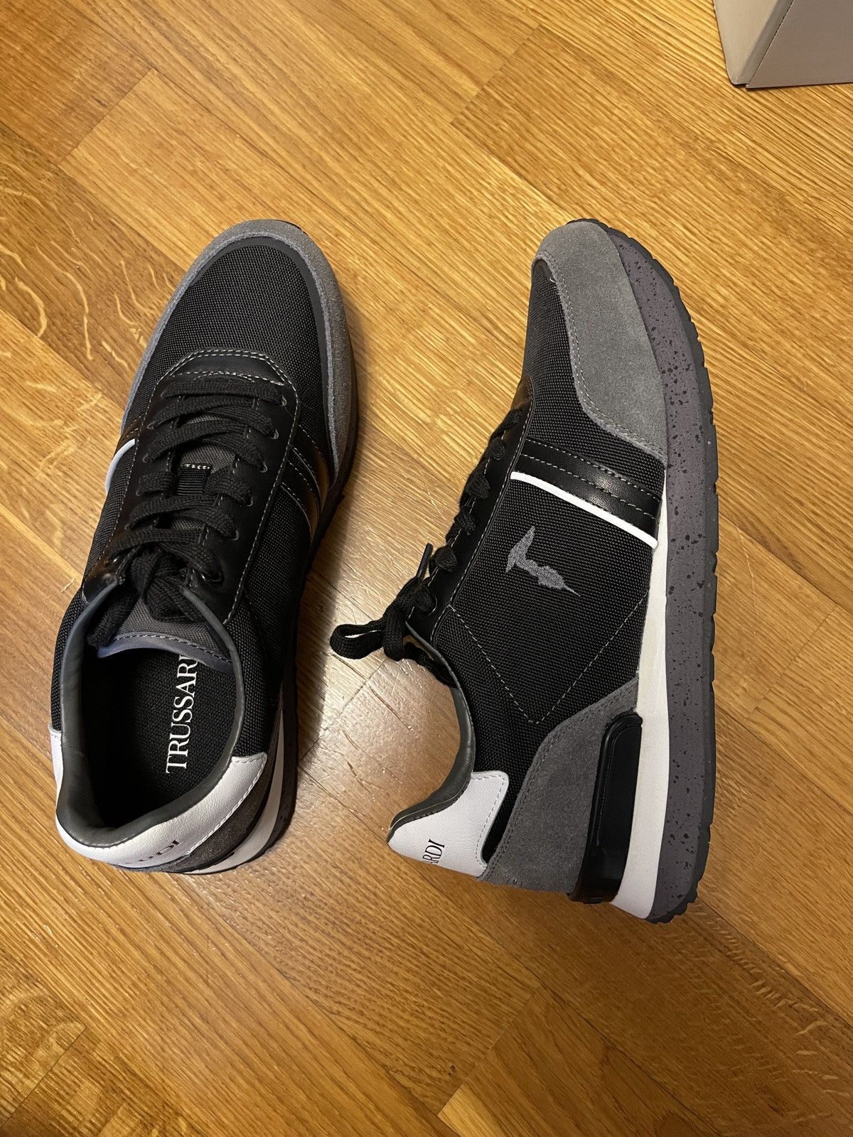 Trussardi Trussardi New Ferdy sneakers Size US 7 / EU 40 - 10 Thumbnail