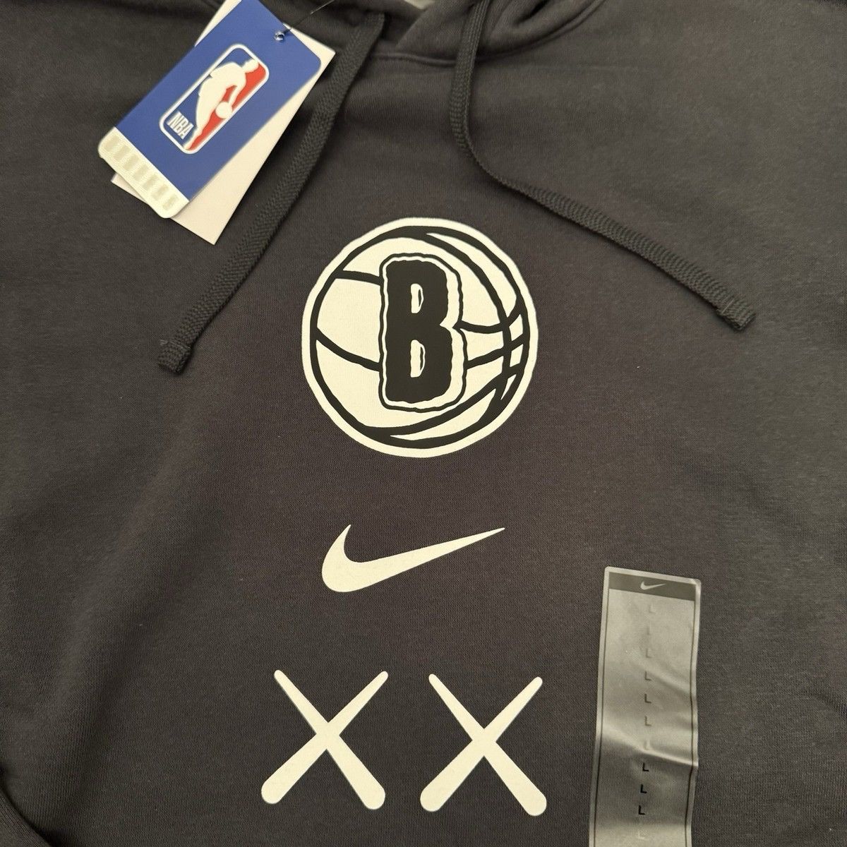 Nike Nike x KAWS x Brooklyn Nets City Edition Hoodie Size US L / EU 52-54 / 3 - 2 Thumbnail