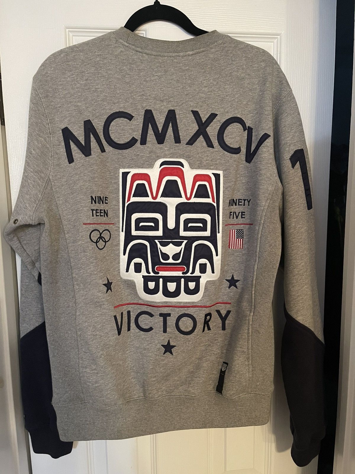 10 Deep 10 Deep Victory Crewneck Size US M / EU 48-50 / 2 - 2 Thumbnail