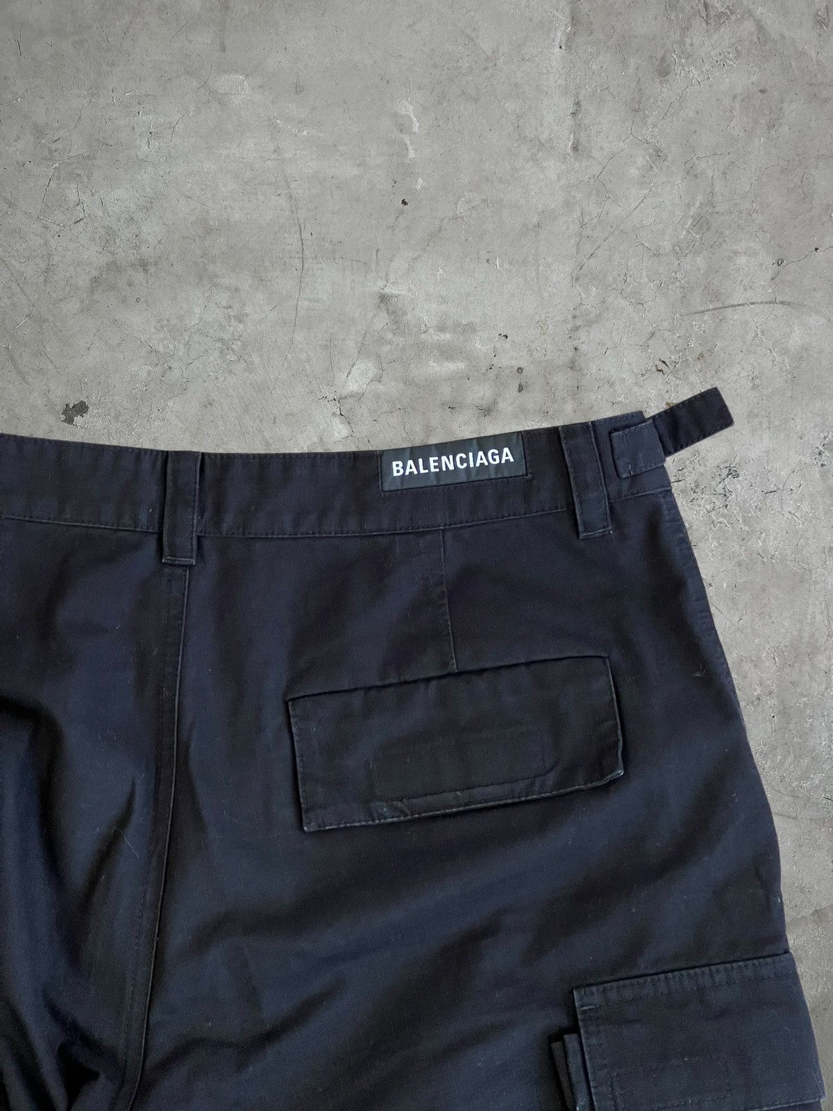 Balenciaga Balenciaga Multi-Pocket Cargo Pants Size US 34 / EU 50 - 7 Thumbnail