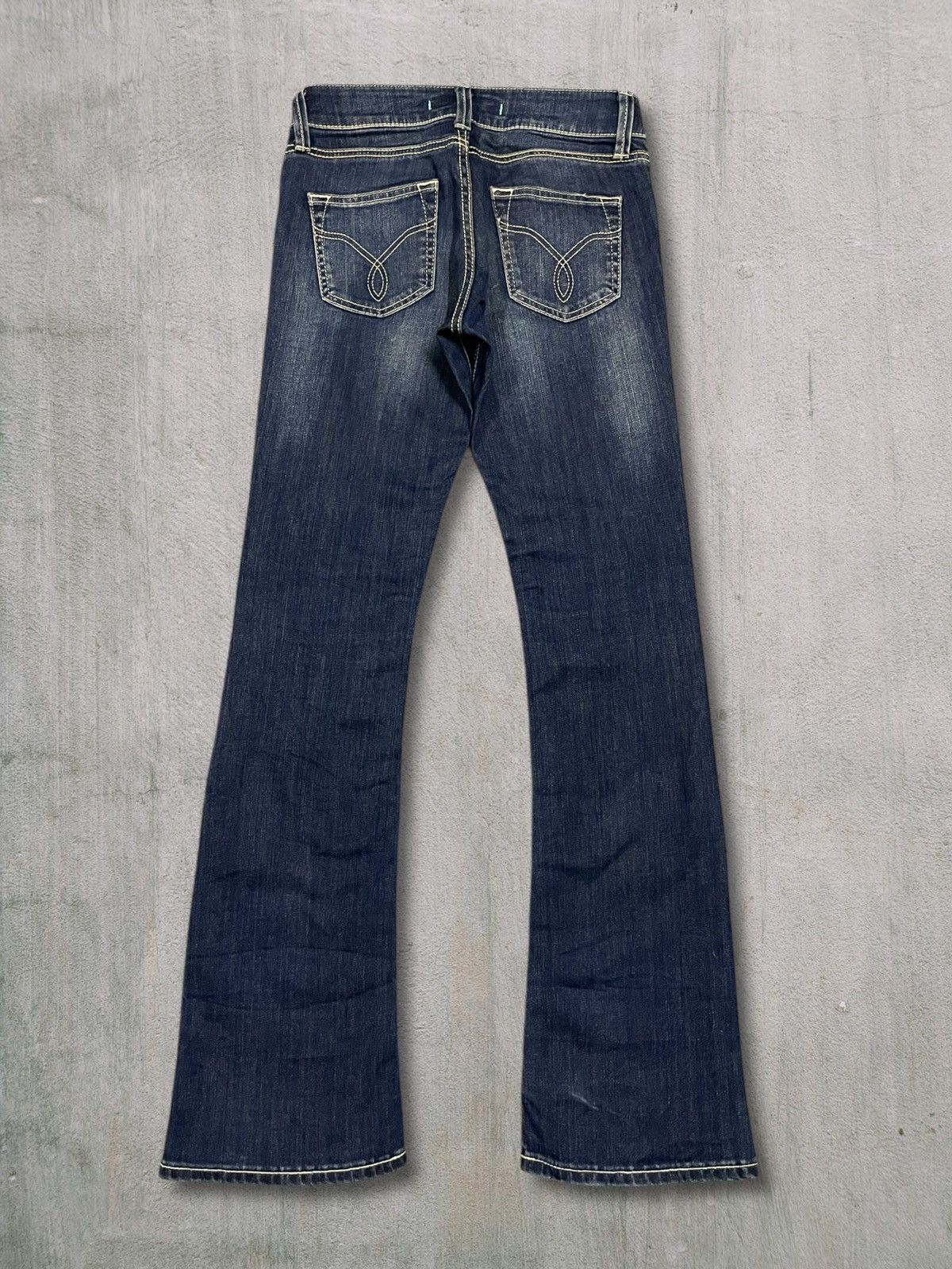 Japanese Brand Vintage Japanese Y2K Women’s Low Rise Bootcut Dark Jeans Size 28" / US 6 / IT 42 - 3 Thumbnail